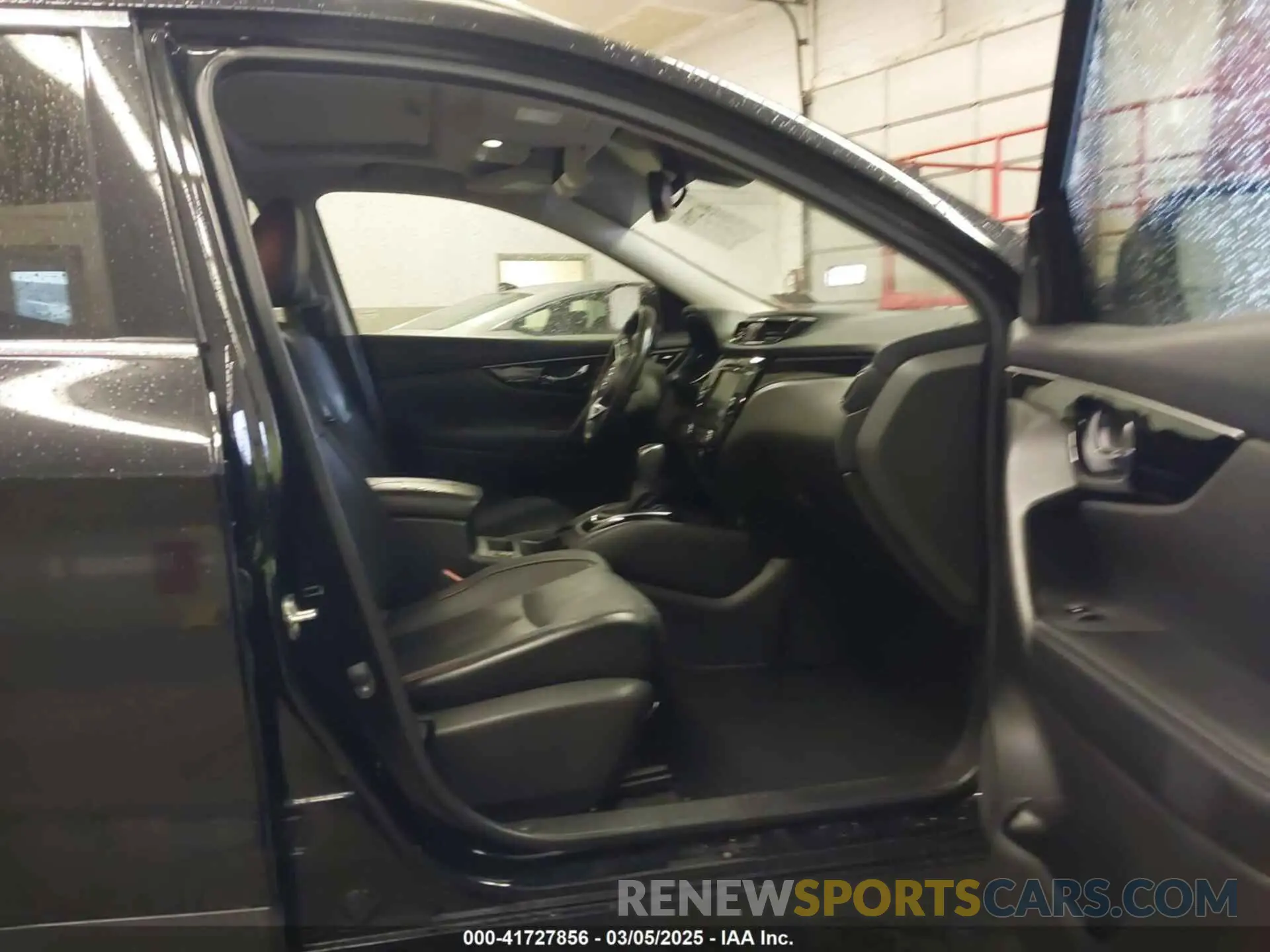 5 Photograph of a damaged car JN1BJ1CR5KW620321 NISSAN ROGUE SPORT 2019