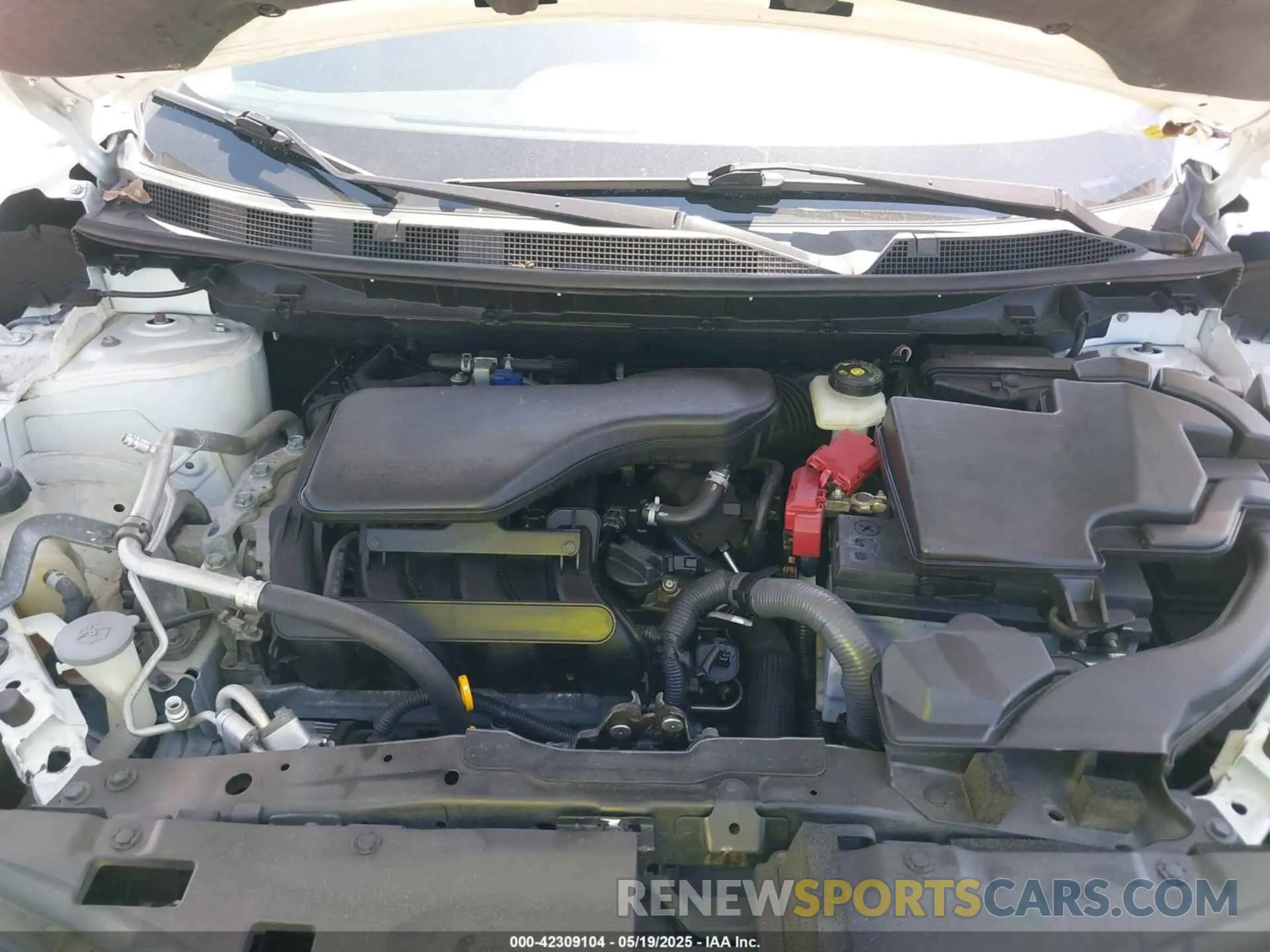 10 Photograph of a damaged car JN1BJ1CR6KW330198 NISSAN ROGUE SPORT 2019