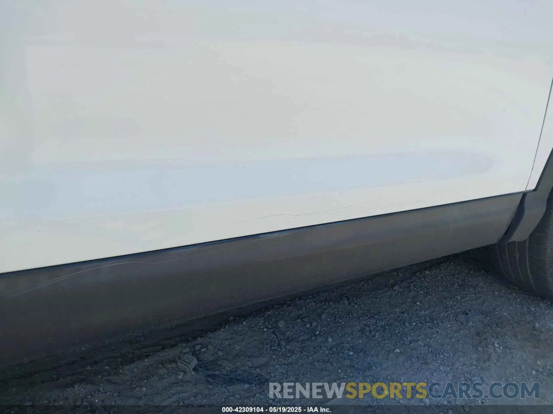 6 Photograph of a damaged car JN1BJ1CR6KW330198 NISSAN ROGUE SPORT 2019