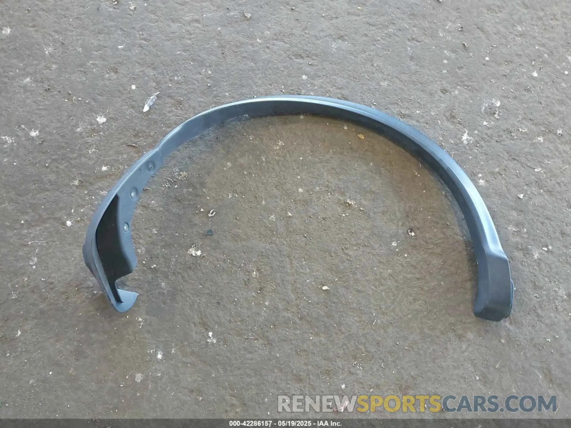 12 Photograph of a damaged car JN1BJ1CR6KW340777 NISSAN ROGUE SPORT 2019