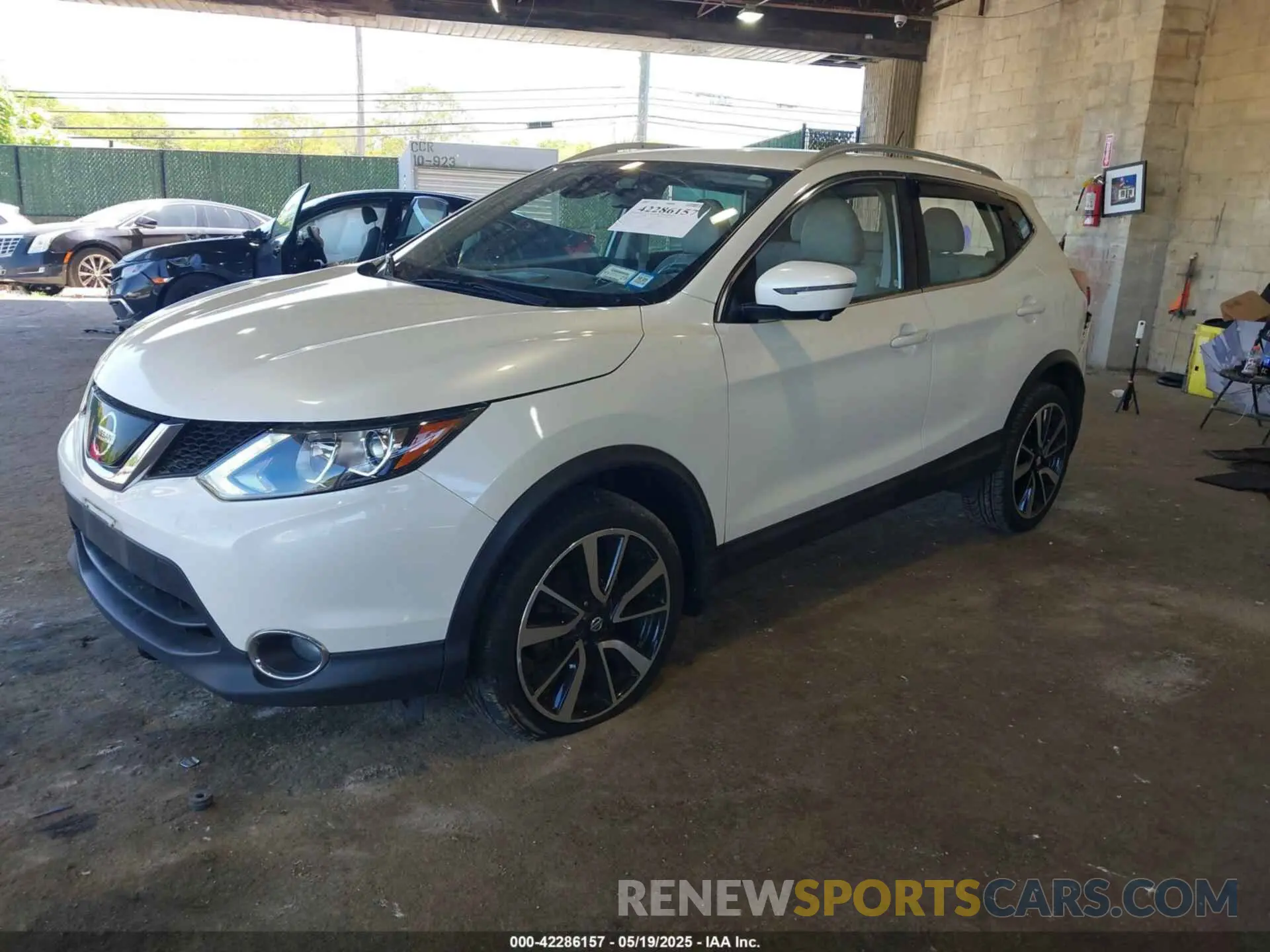 2 Photograph of a damaged car JN1BJ1CR6KW340777 NISSAN ROGUE SPORT 2019
