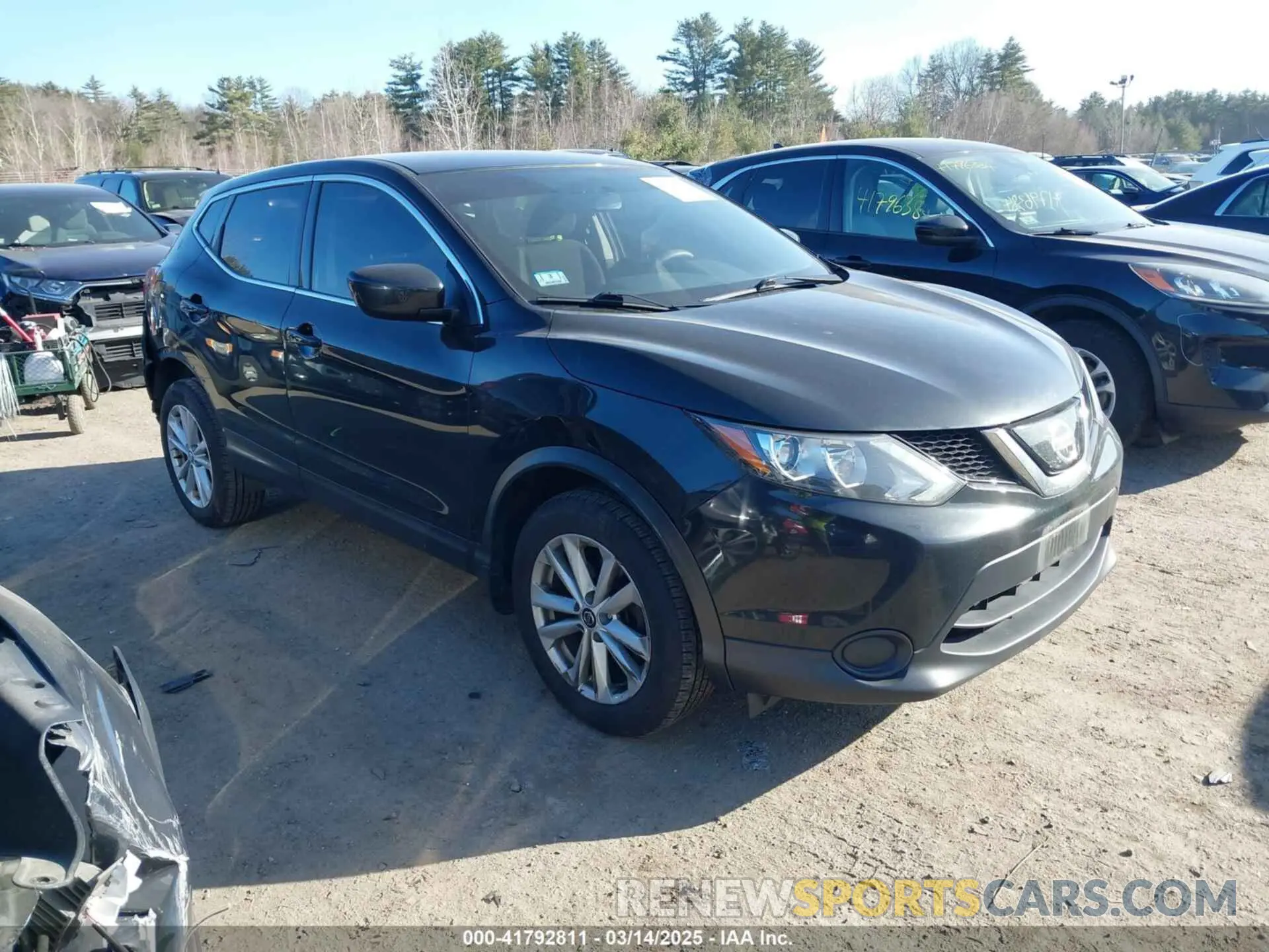 1 Photograph of a damaged car JN1BJ1CR7KW311109 NISSAN ROGUE SPORT 2019