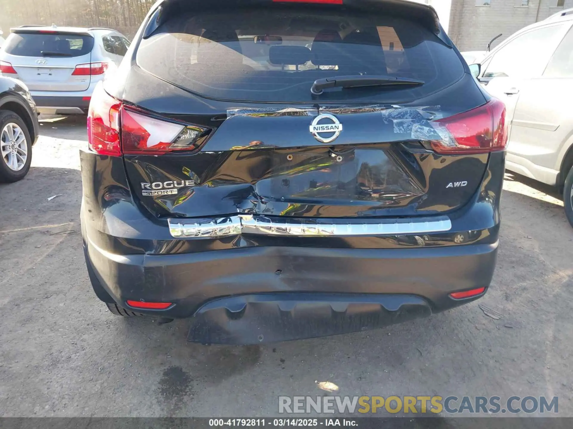 6 Photograph of a damaged car JN1BJ1CR7KW311109 NISSAN ROGUE SPORT 2019