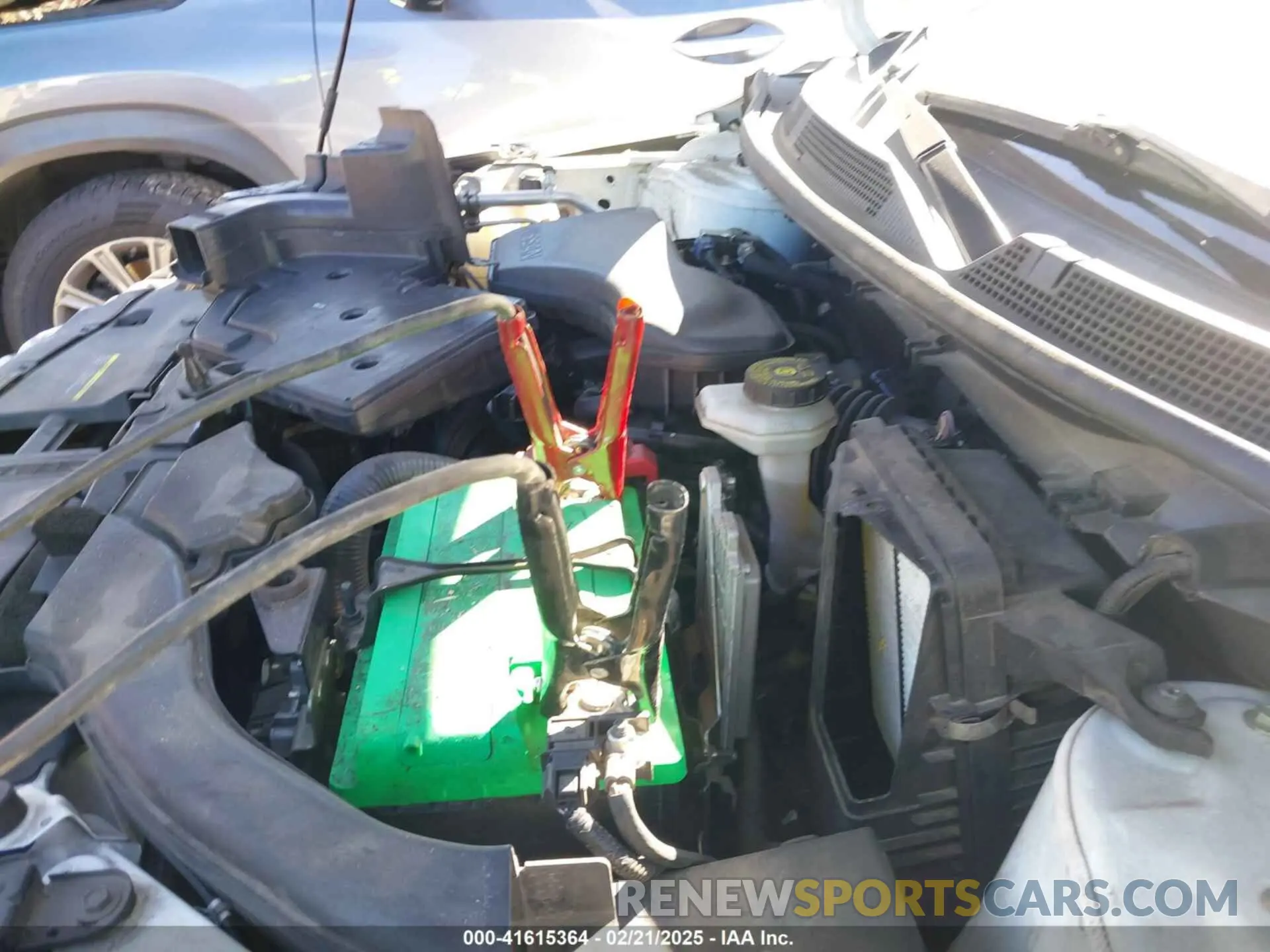 10 Photograph of a damaged car JN1BJ1CR7KW318108 NISSAN ROGUE SPORT 2019
