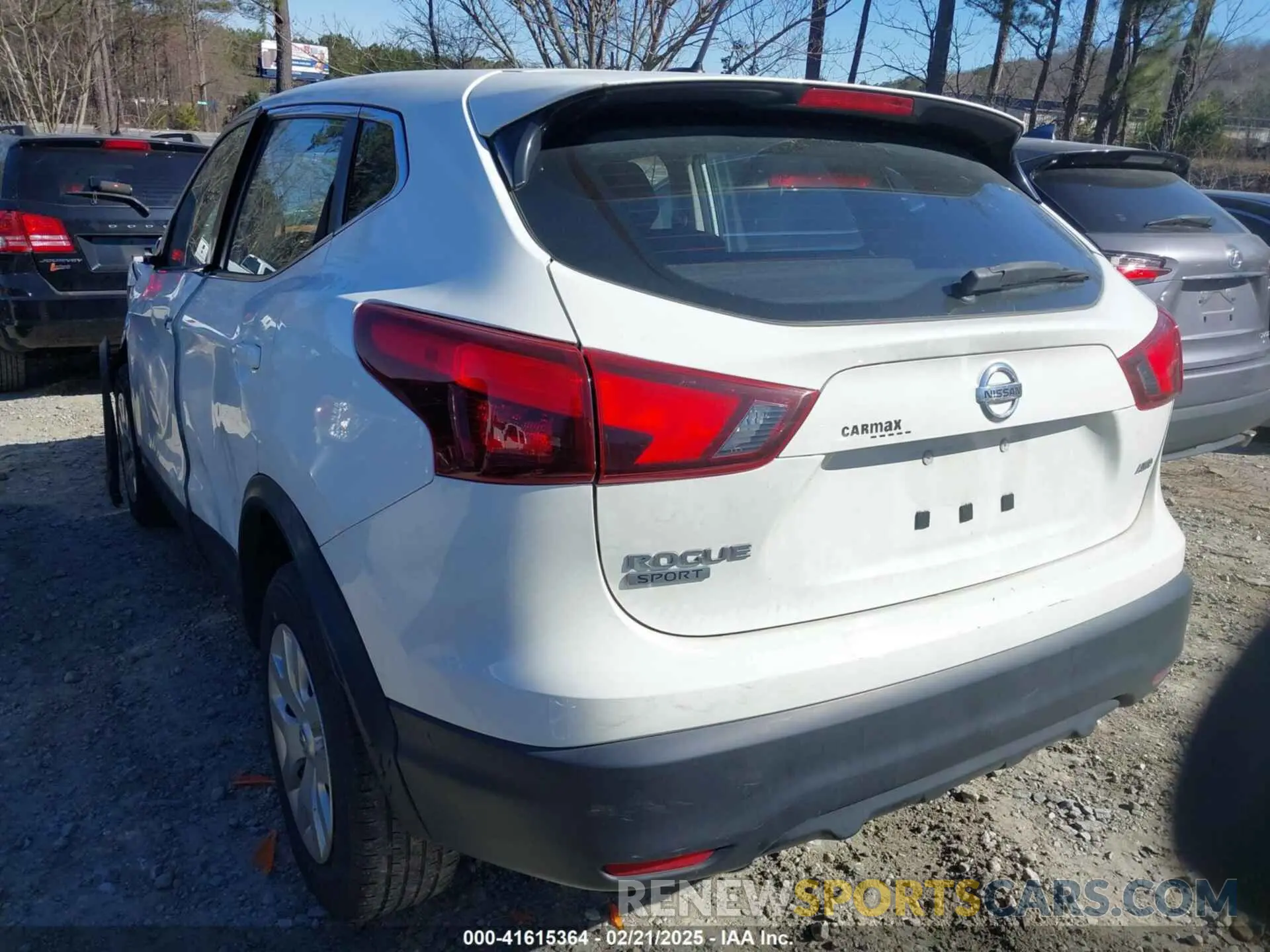3 Photograph of a damaged car JN1BJ1CR7KW318108 NISSAN ROGUE SPORT 2019