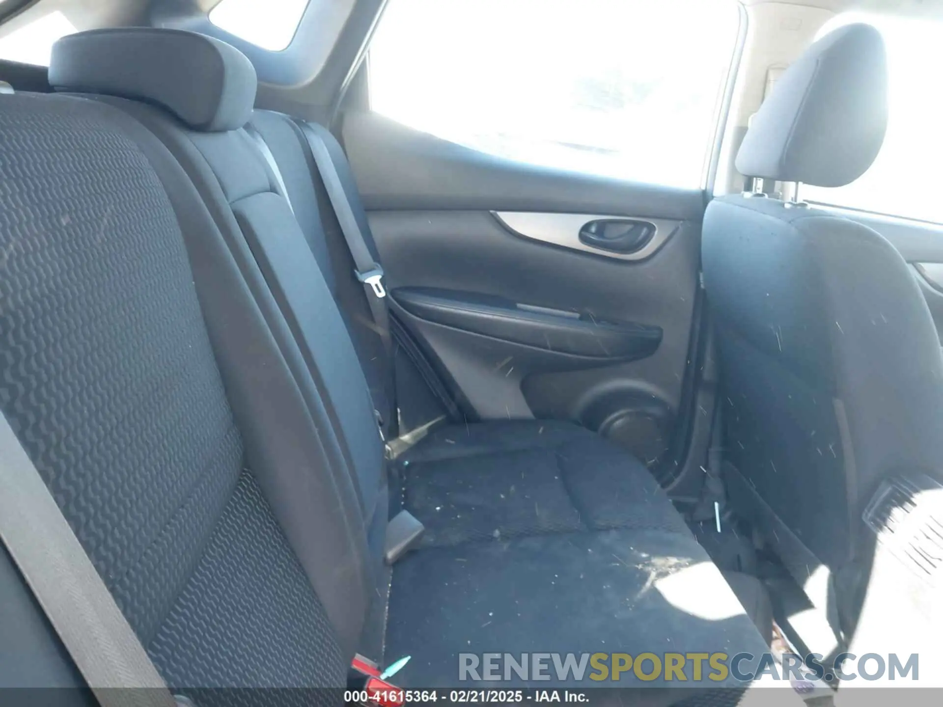 8 Photograph of a damaged car JN1BJ1CR7KW318108 NISSAN ROGUE SPORT 2019