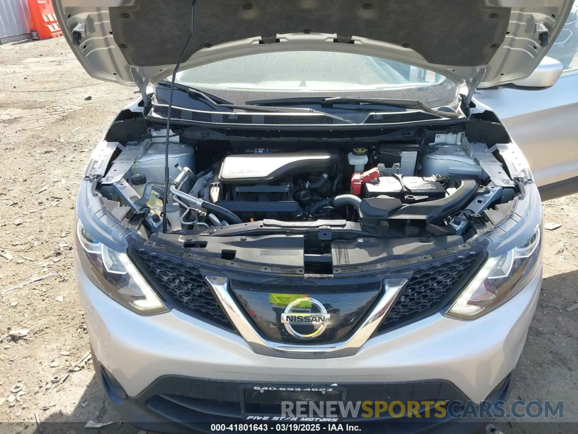 10 Photograph of a damaged car JN1BJ1CR7KW333451 NISSAN ROGUE SPORT 2019