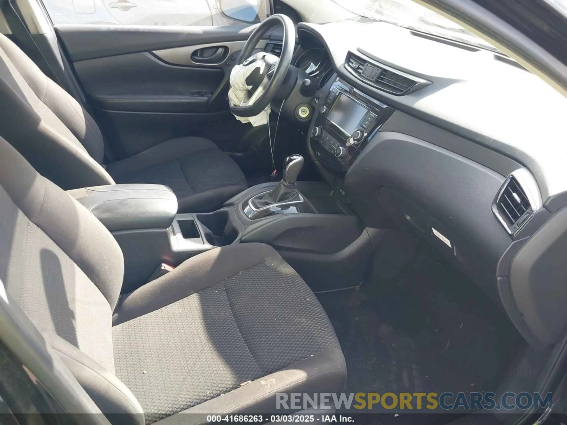5 Photograph of a damaged car JN1BJ1CR7KW623382 NISSAN ROGUE SPORT 2019