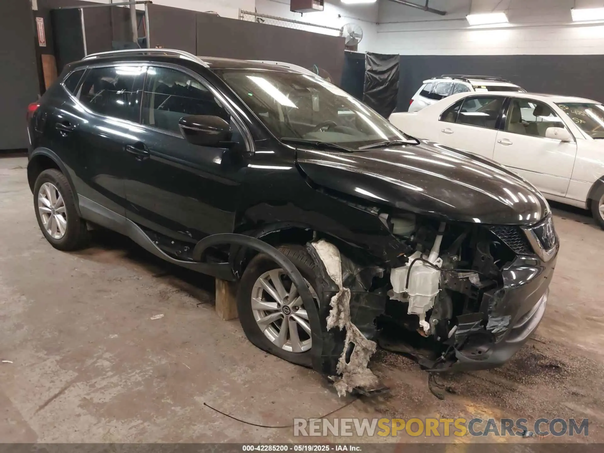 1 Photograph of a damaged car JN1BJ1CR7KW626394 NISSAN ROGUE SPORT 2019