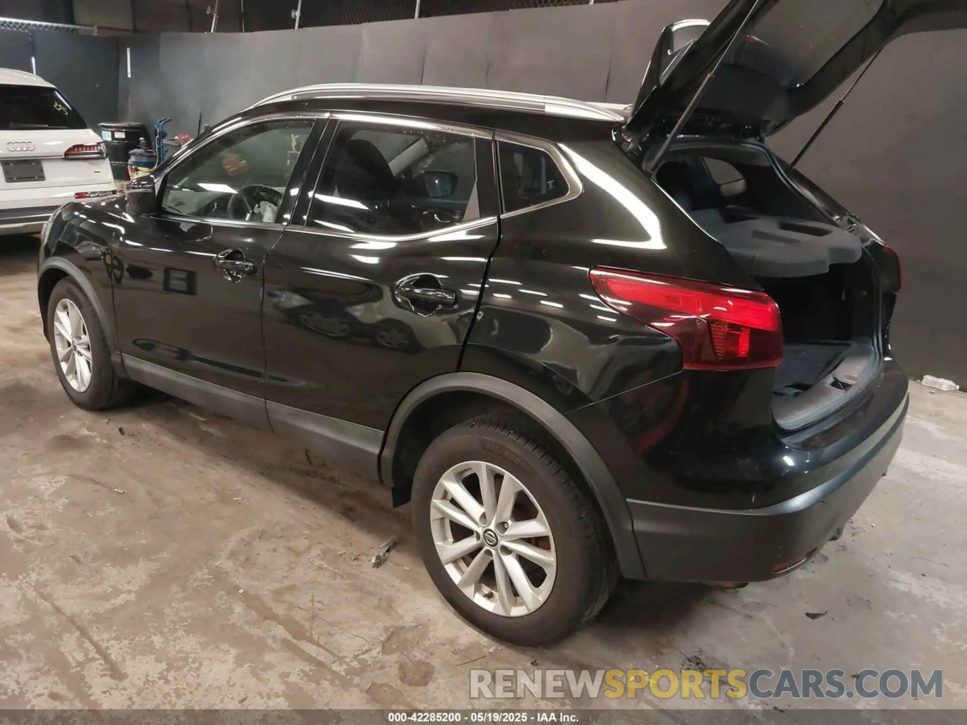 3 Photograph of a damaged car JN1BJ1CR7KW626394 NISSAN ROGUE SPORT 2019