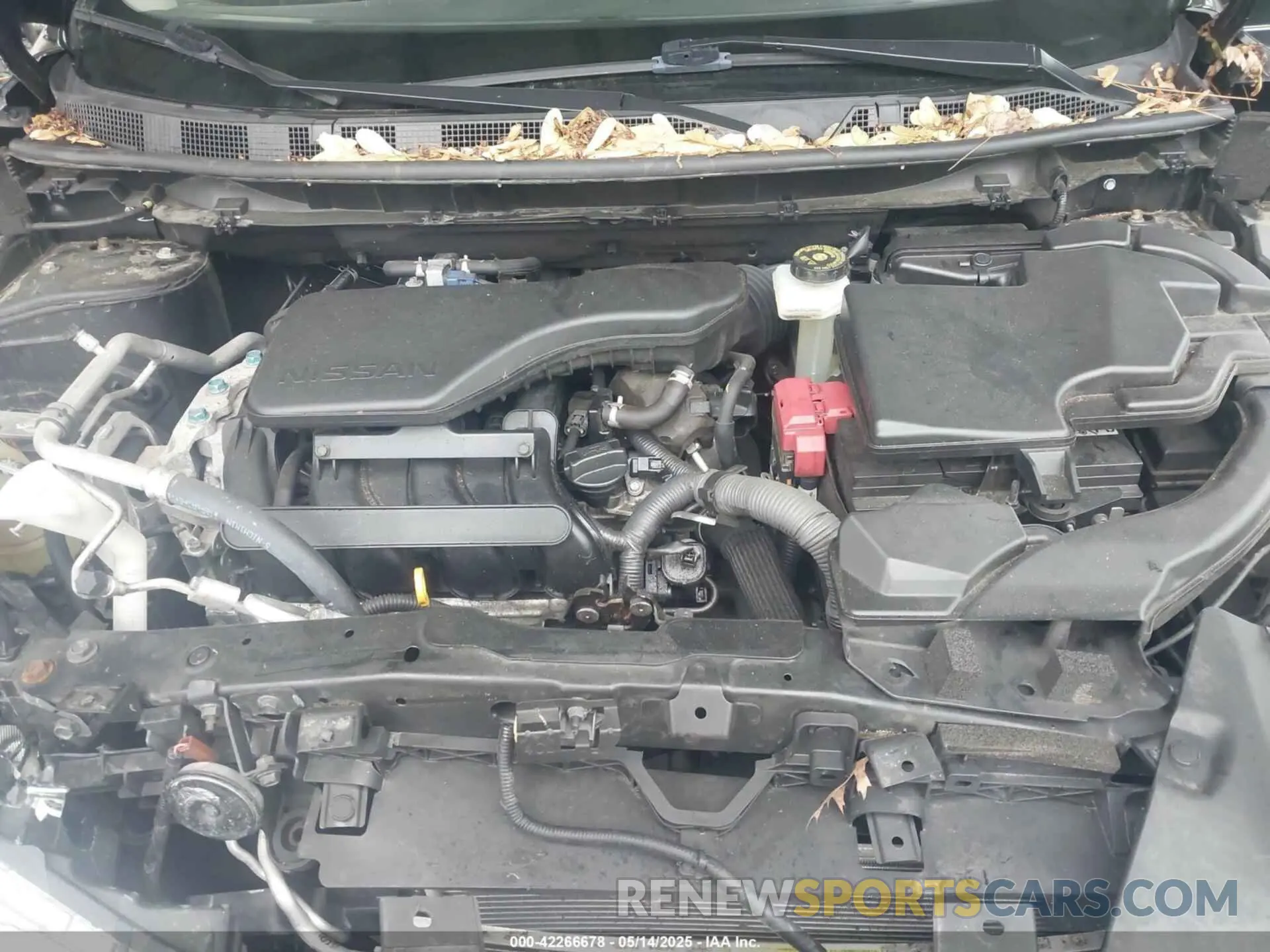 10 Photograph of a damaged car JN1BJ1CR7KW629814 NISSAN ROGUE SPORT 2019