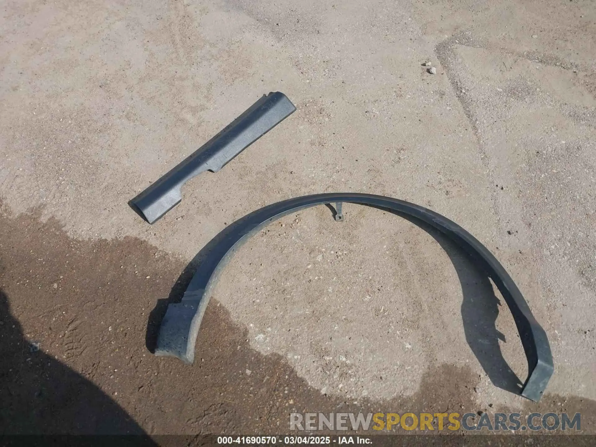 12 Photograph of a damaged car JN1BJ1CR8KW333880 NISSAN ROGUE SPORT 2019