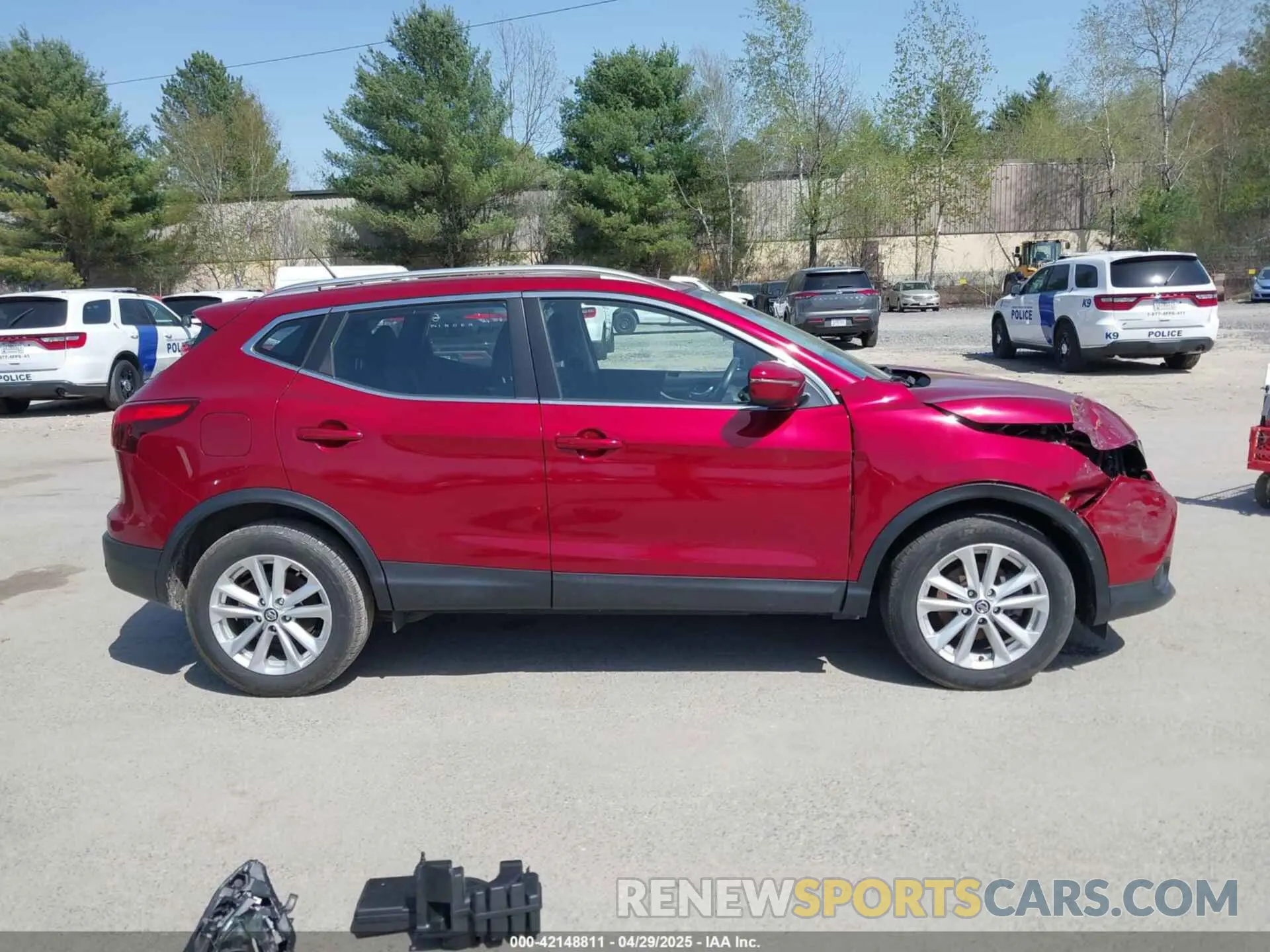 13 Photograph of a damaged car JN1BJ1CR9KW326856 NISSAN ROGUE SPORT 2019