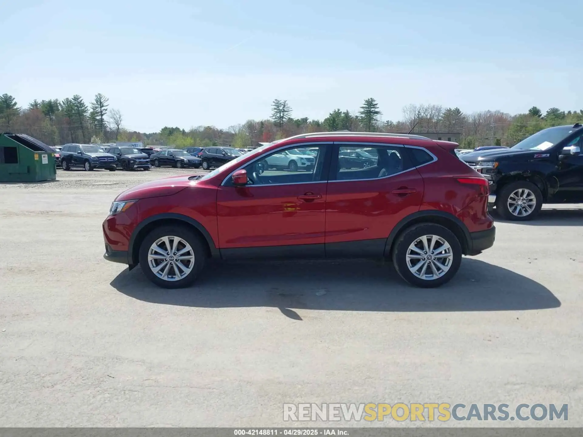 14 Photograph of a damaged car JN1BJ1CR9KW326856 NISSAN ROGUE SPORT 2019