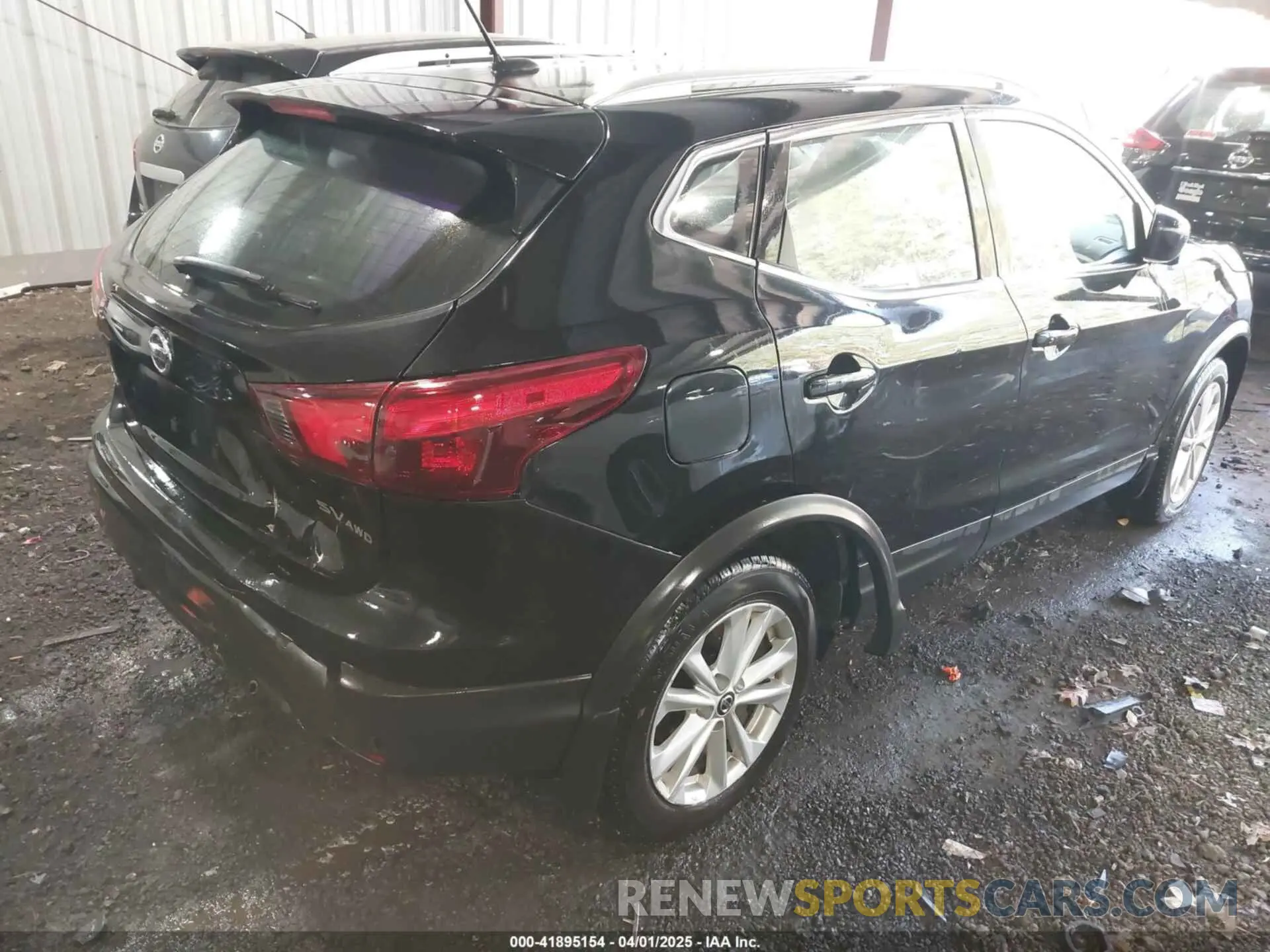 4 Photograph of a damaged car JN1BJ1CR9KW626669 NISSAN ROGUE SPORT 2019