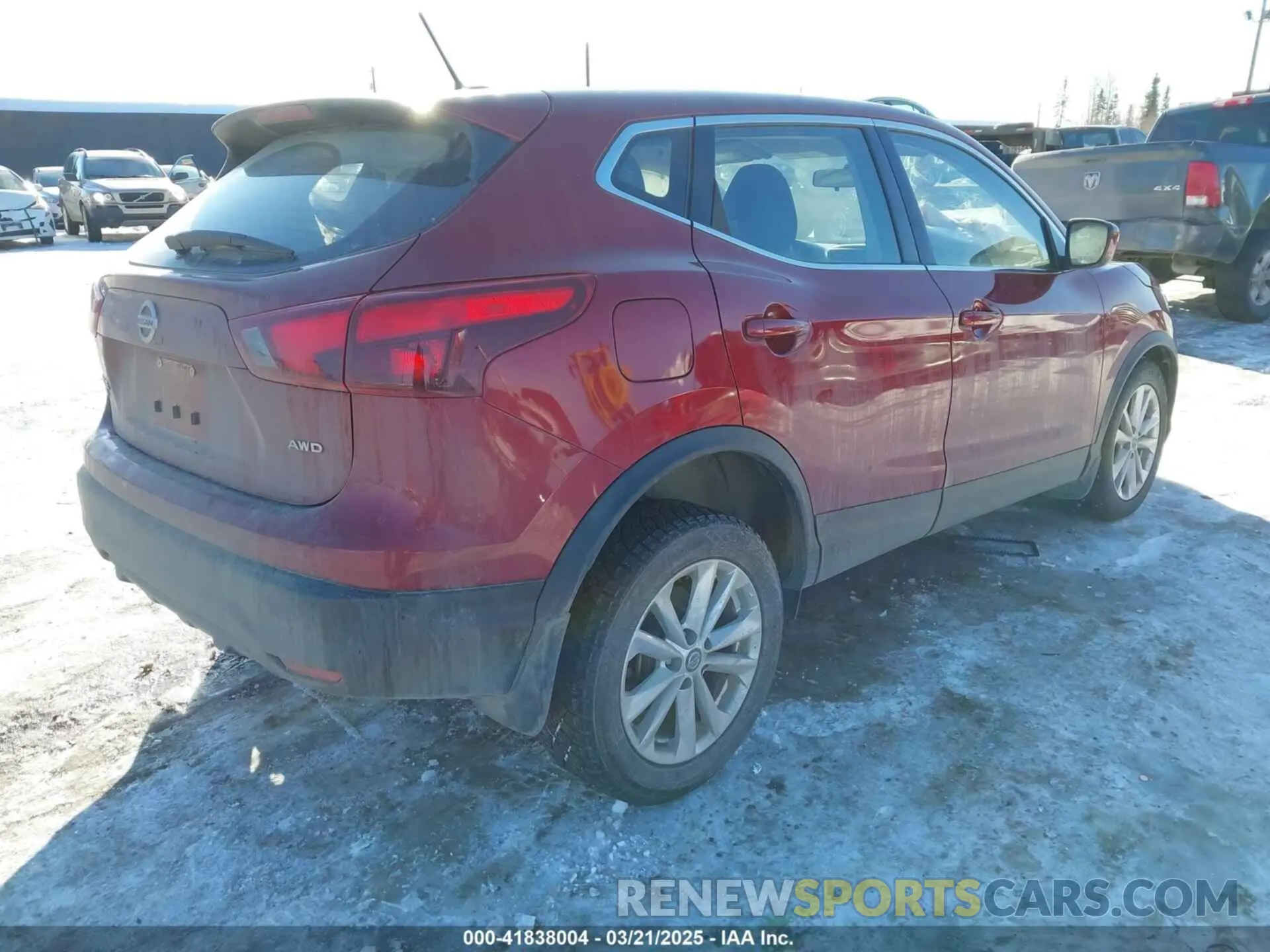 4 Photograph of a damaged car JN1BJ1CRXKW321746 NISSAN ROGUE SPORT 2019