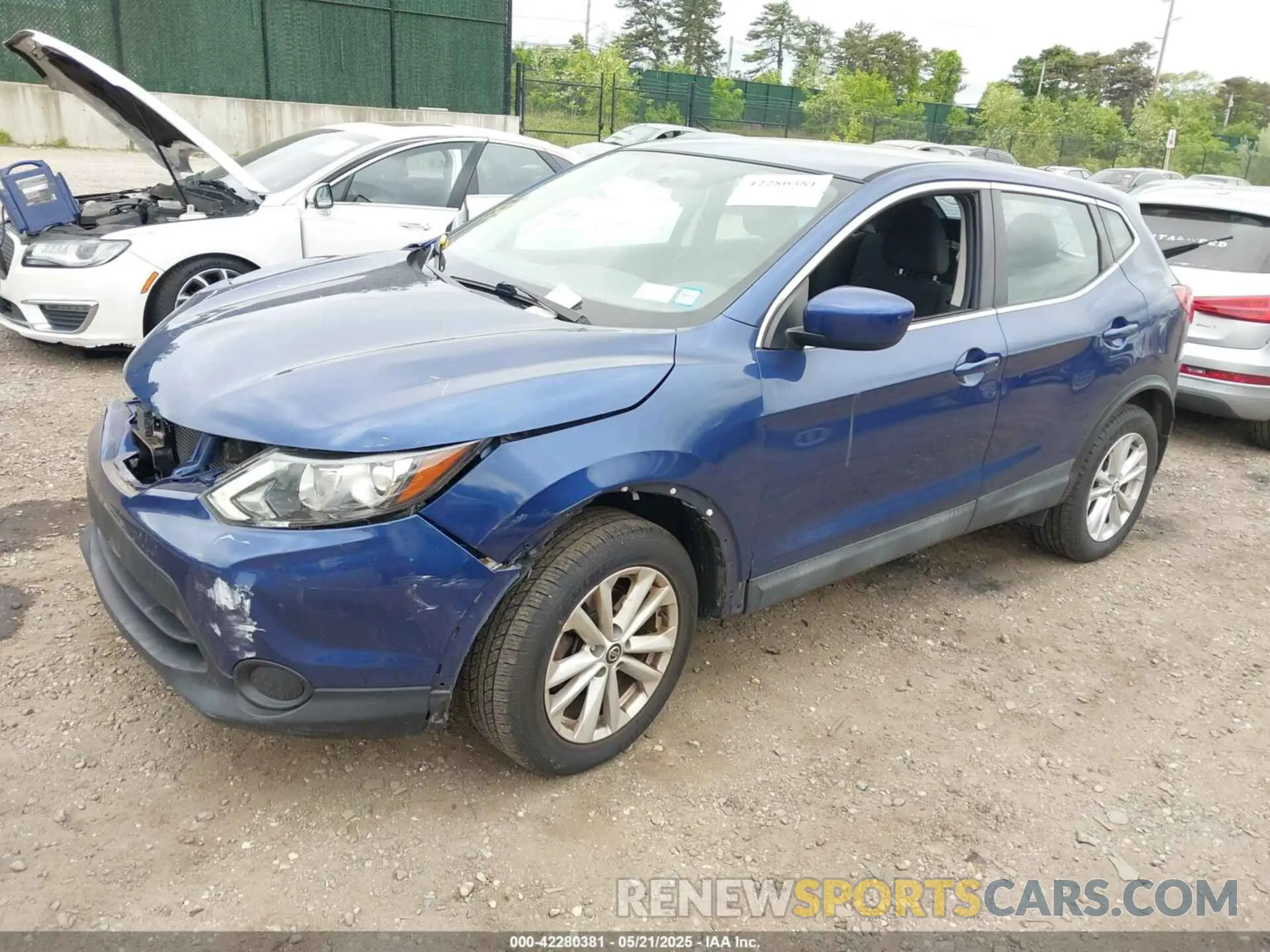 2 Photograph of a damaged car JN1BJ1CRXKW333511 NISSAN ROGUE SPORT 2019