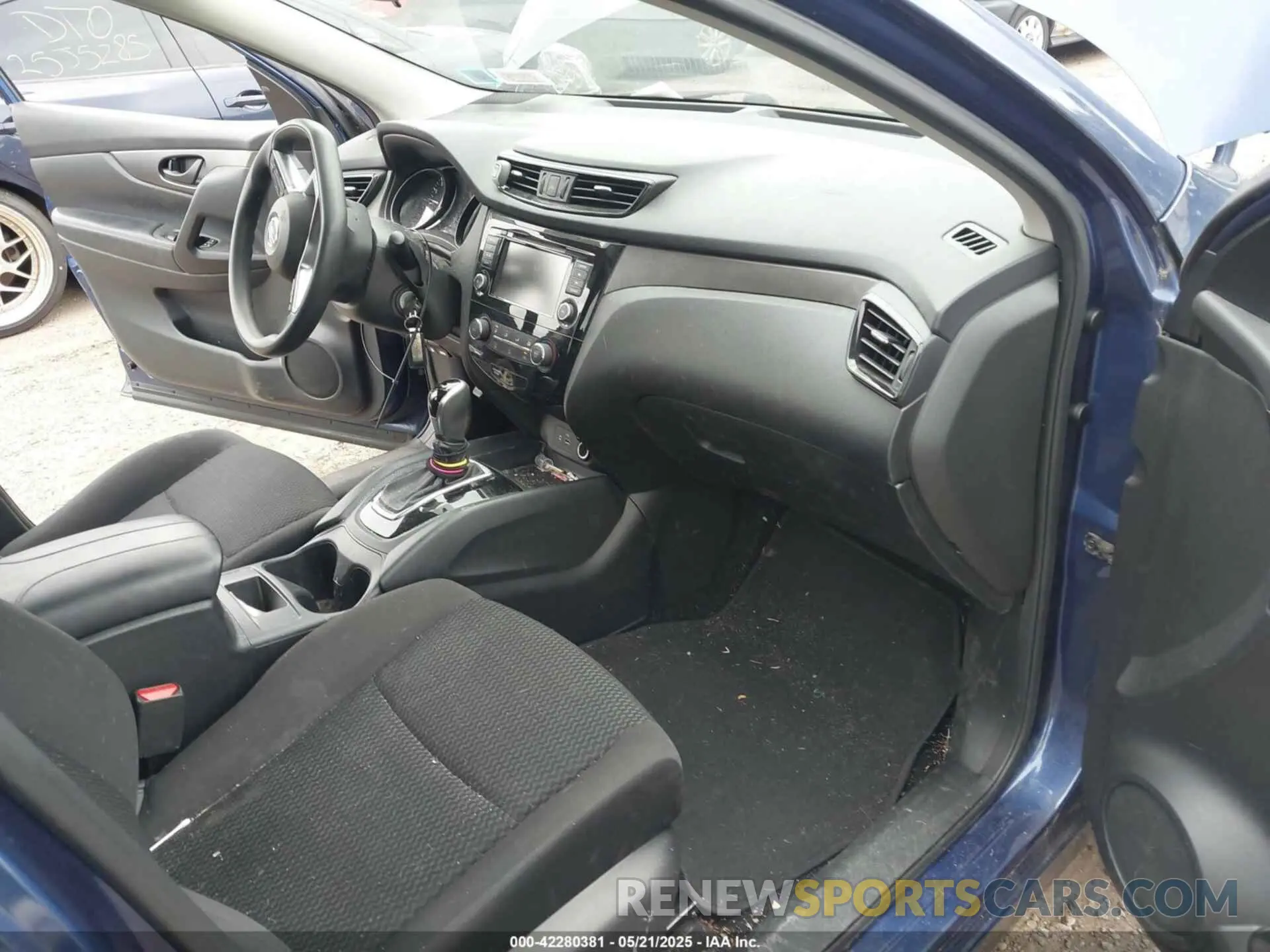 5 Photograph of a damaged car JN1BJ1CRXKW333511 NISSAN ROGUE SPORT 2019