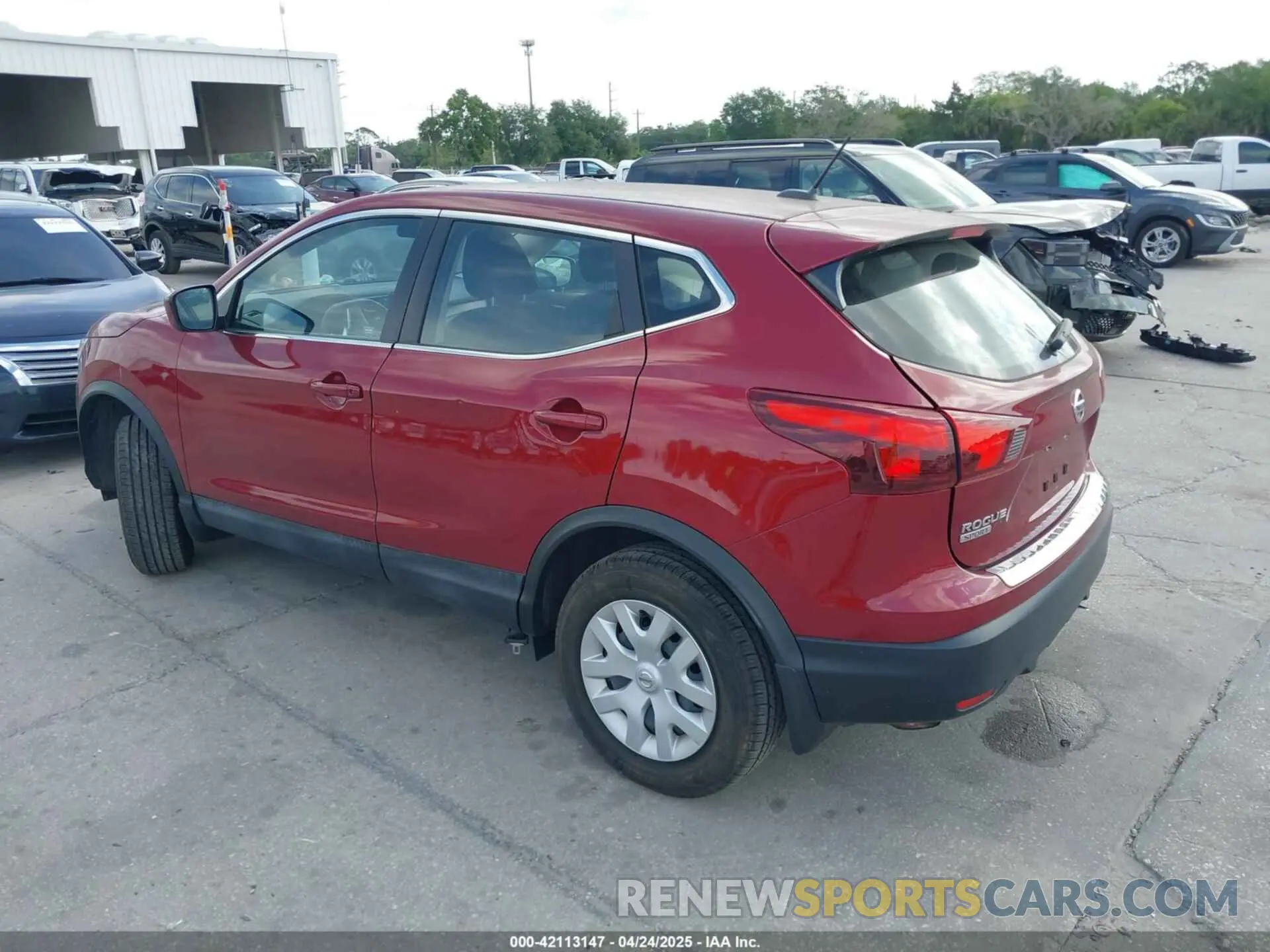 3 Photograph of a damaged car JN1BJ1CRXKW350843 NISSAN ROGUE SPORT 2019