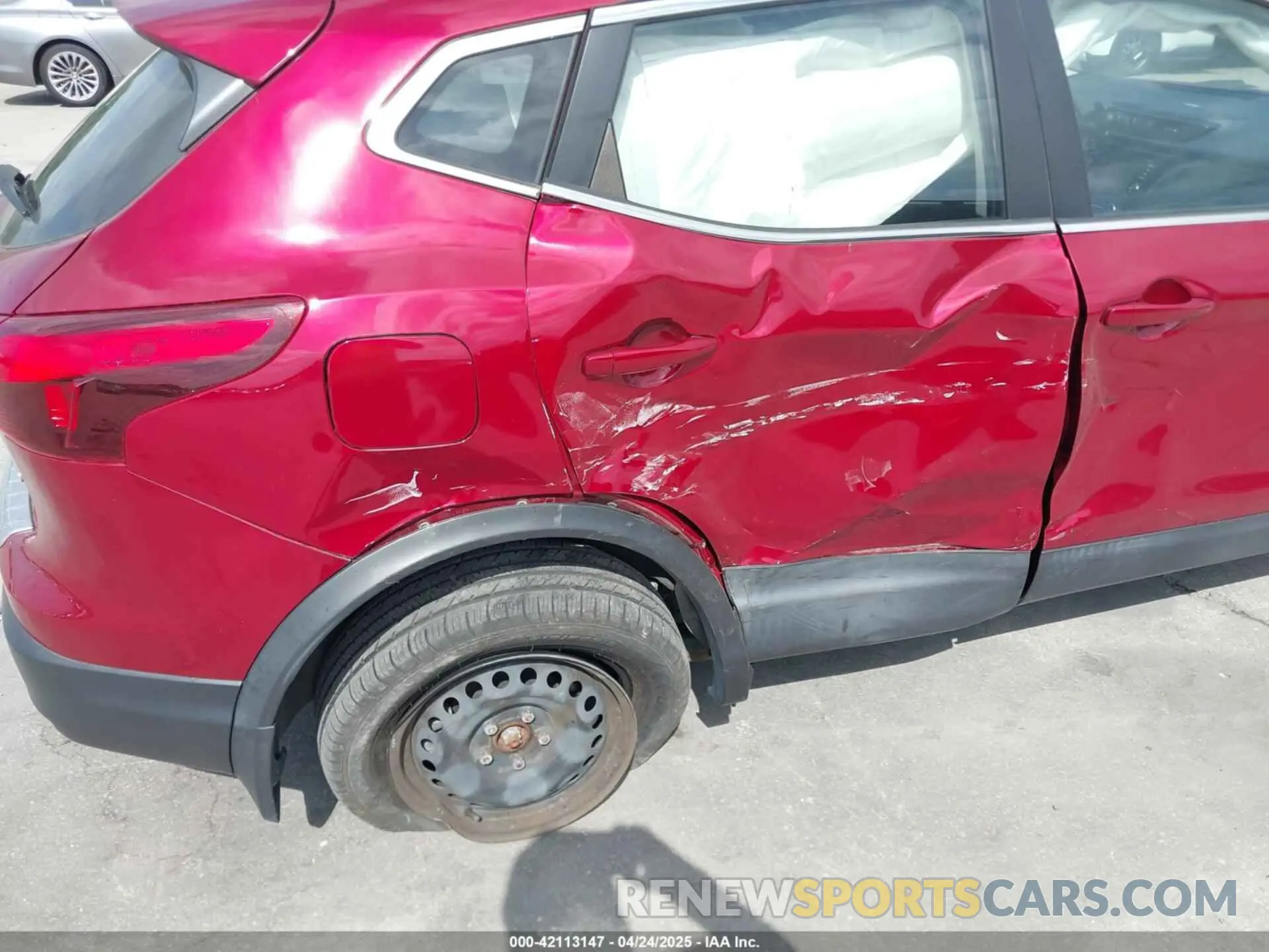 6 Photograph of a damaged car JN1BJ1CRXKW350843 NISSAN ROGUE SPORT 2019