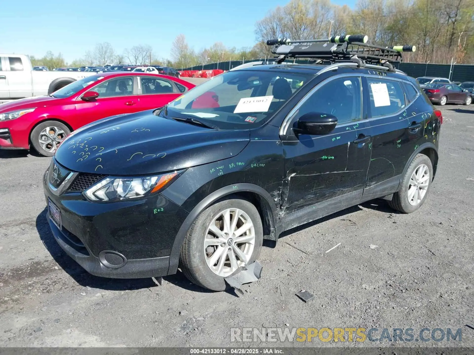 2 Photograph of a damaged car JN1BJ1CRXKW622324 NISSAN ROGUE SPORT 2019
