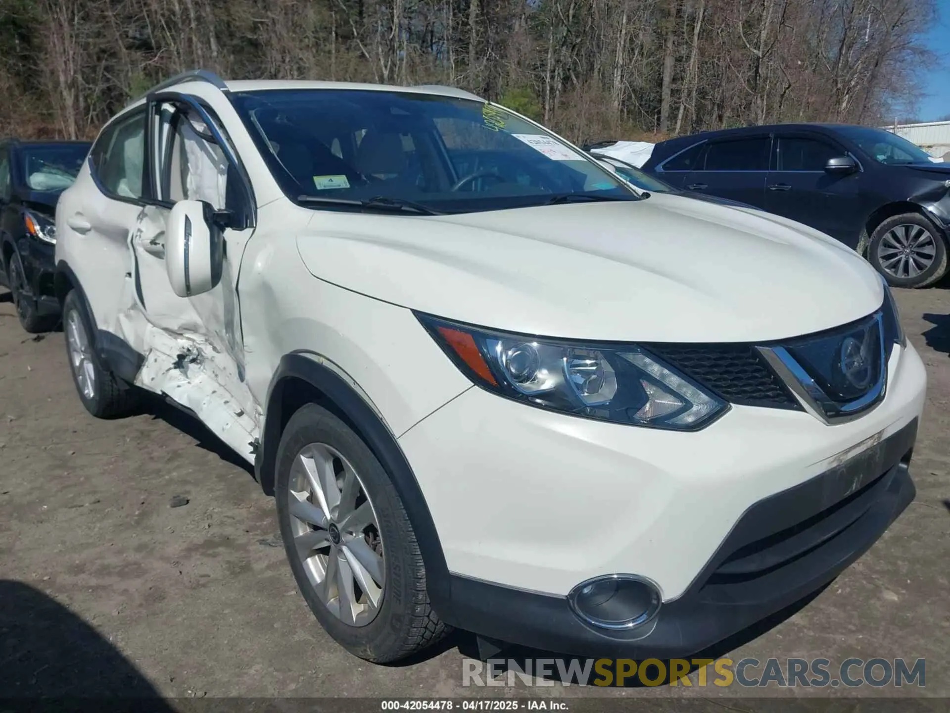 1 Photograph of a damaged car JN1BJ1CRXKW626633 NISSAN ROGUE SPORT 2019