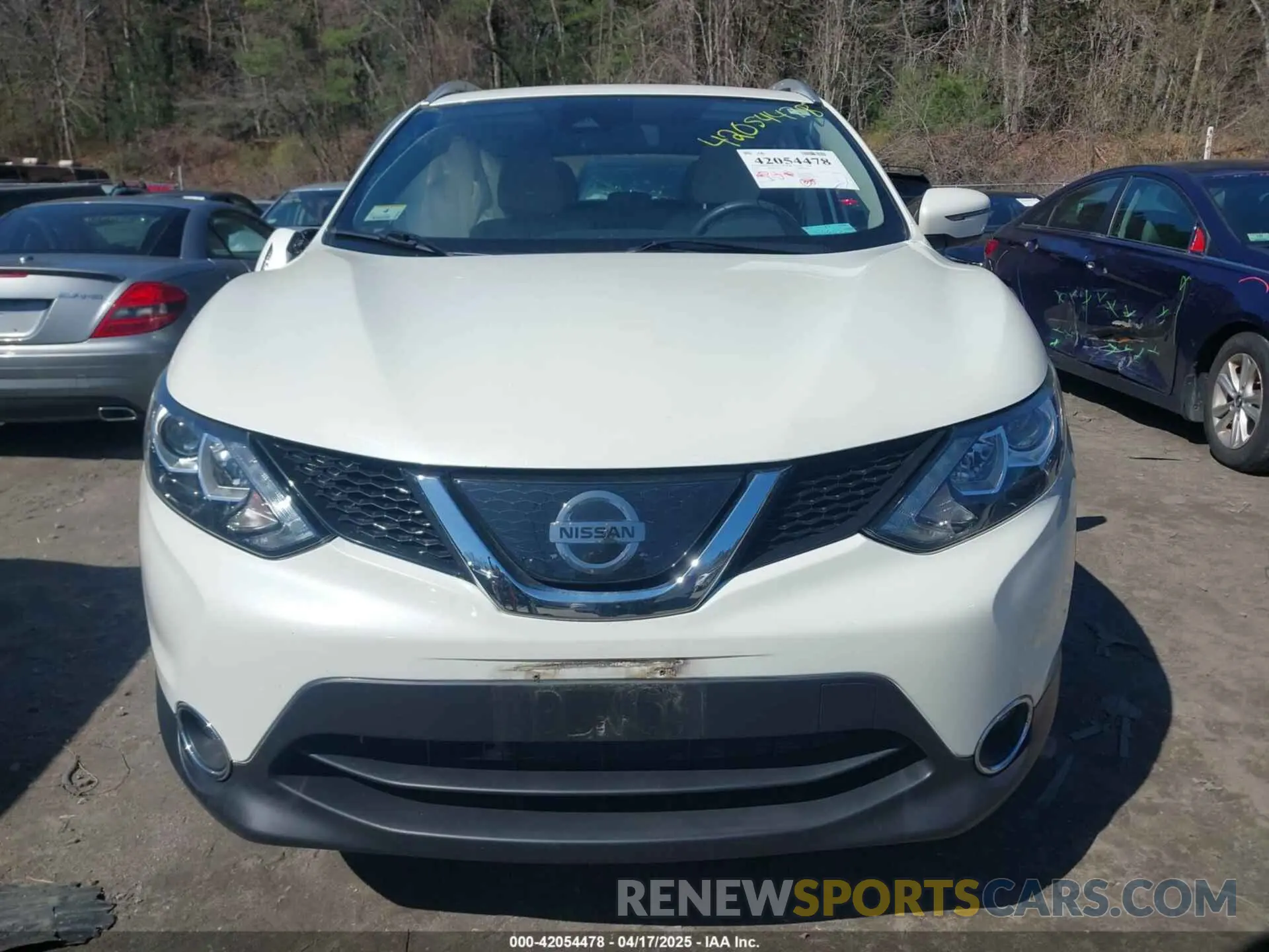 12 Photograph of a damaged car JN1BJ1CRXKW626633 NISSAN ROGUE SPORT 2019
