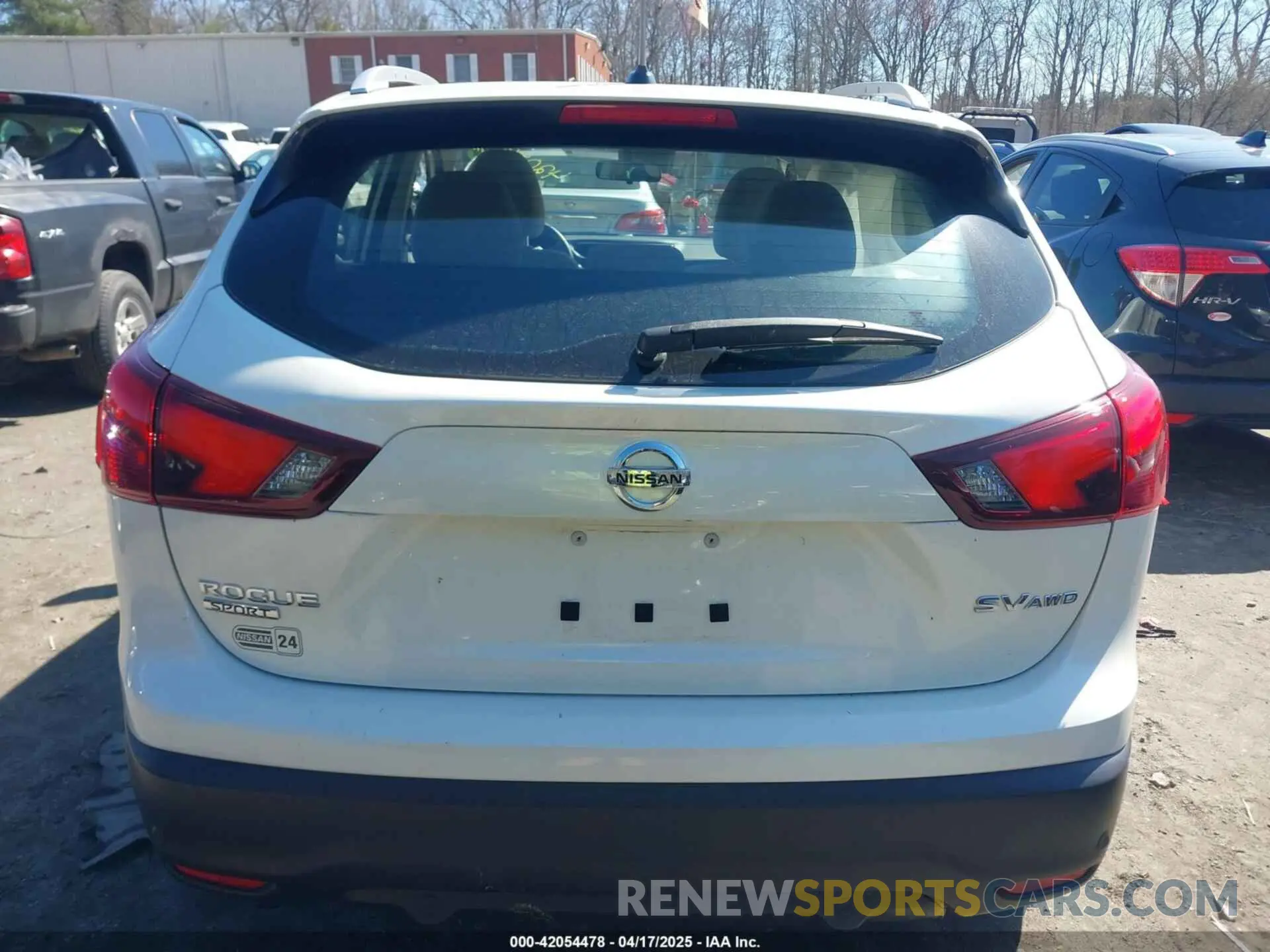 16 Photograph of a damaged car JN1BJ1CRXKW626633 NISSAN ROGUE SPORT 2019