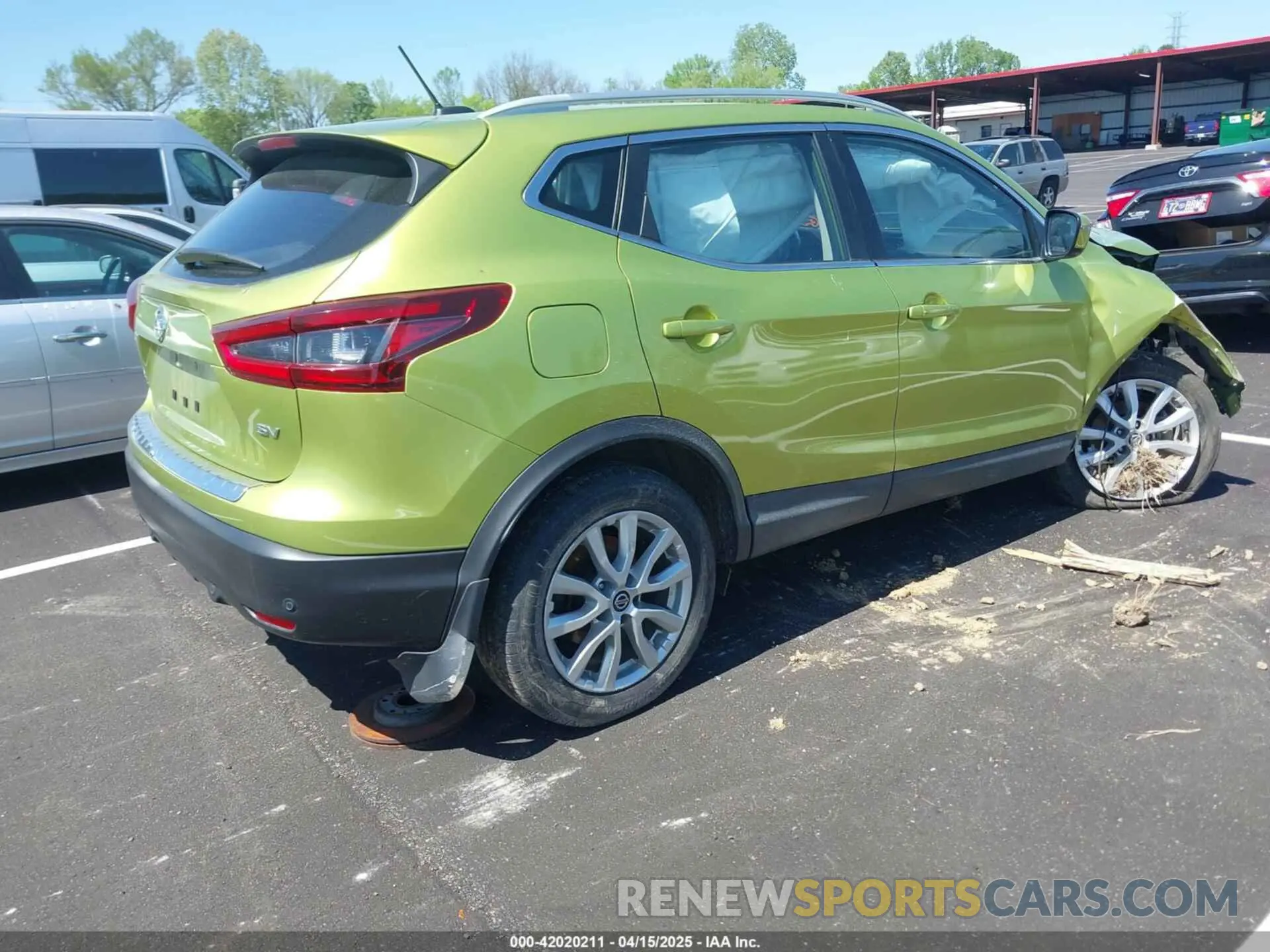 4 Photograph of a damaged car JN1BJ1CV0LW261488 NISSAN ROGUE SPORT 2020