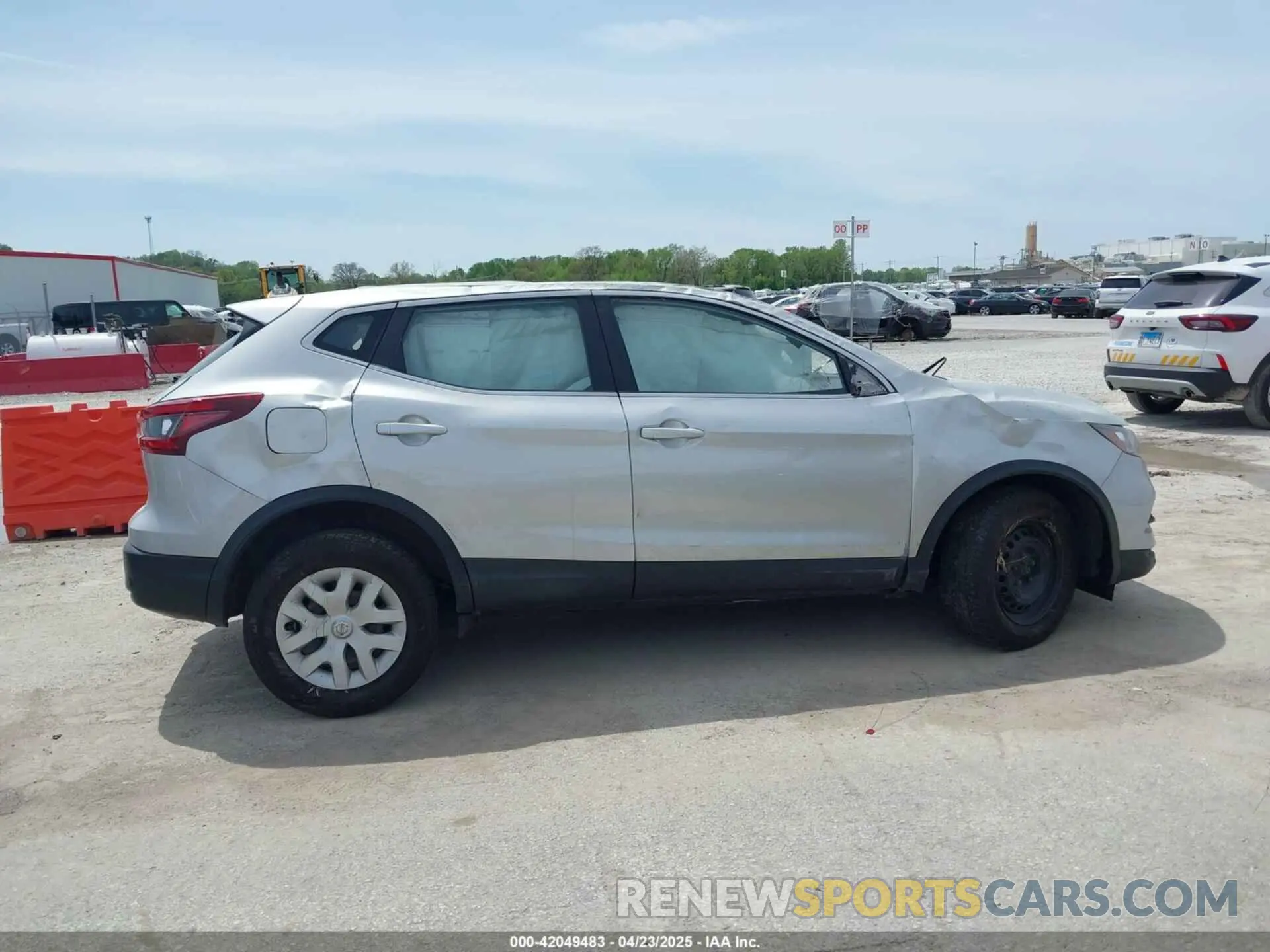 13 Photograph of a damaged car JN1BJ1CV0LW261636 NISSAN ROGUE SPORT 2020