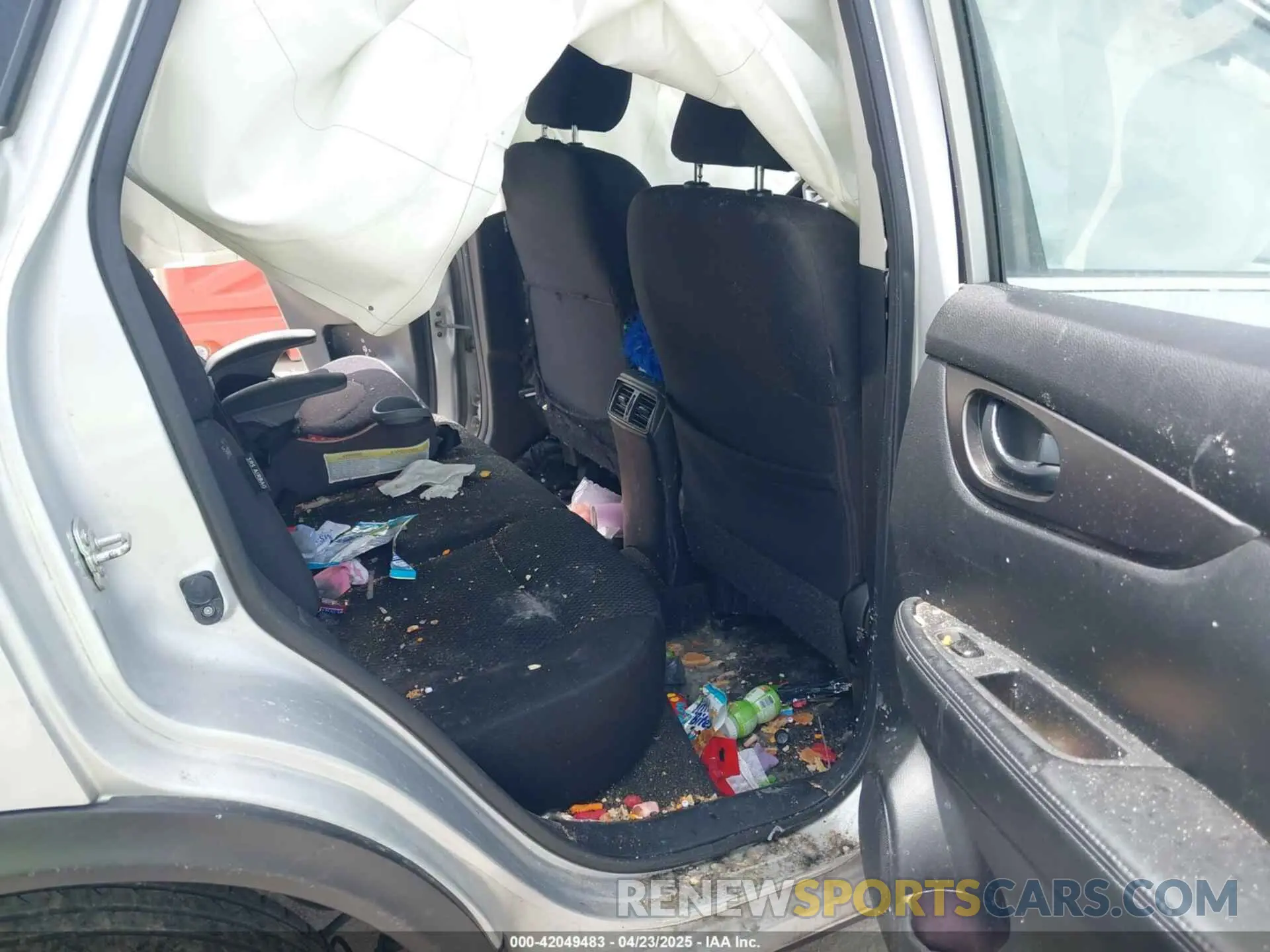 8 Photograph of a damaged car JN1BJ1CV0LW261636 NISSAN ROGUE SPORT 2020