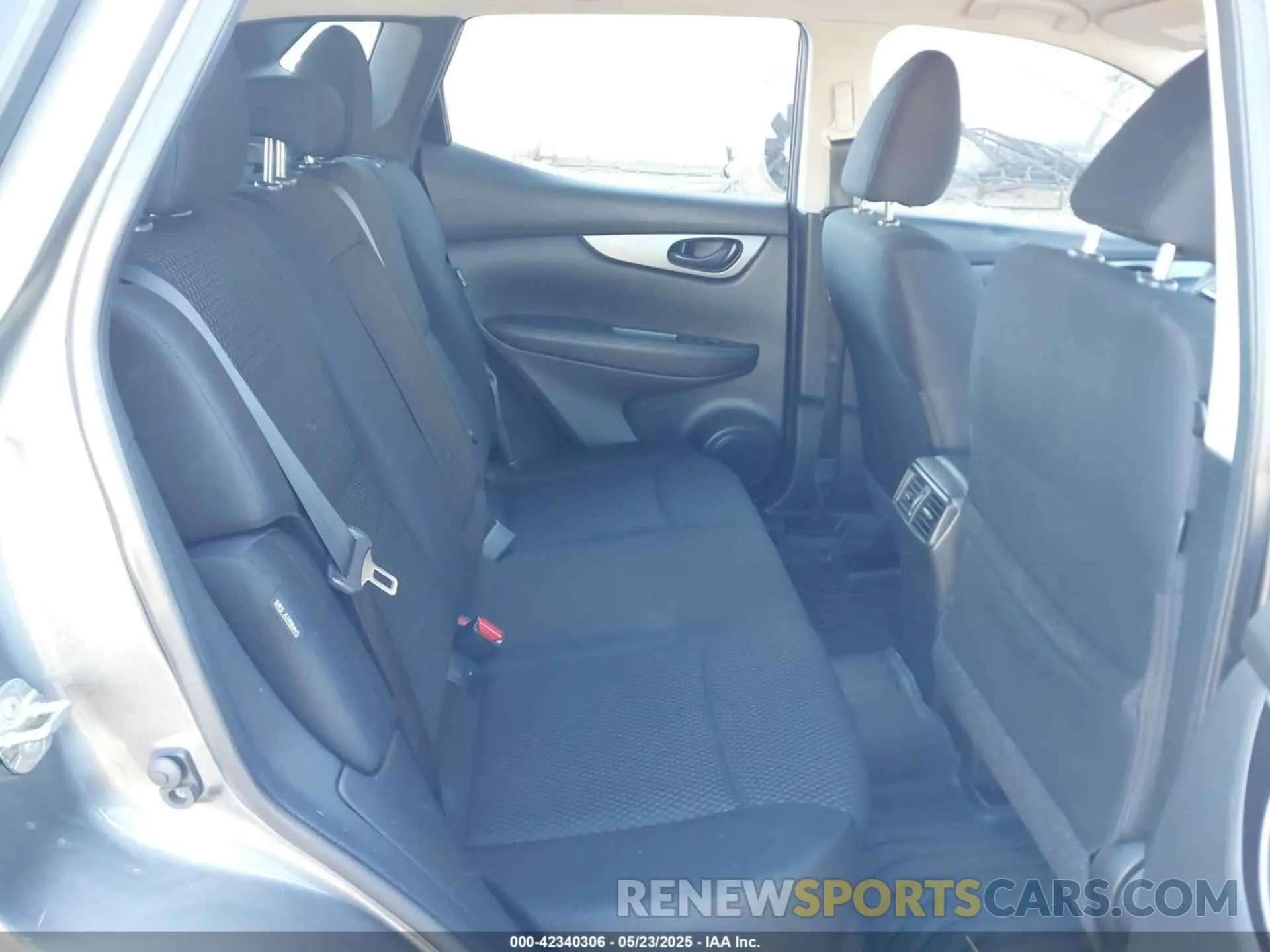 8 Photograph of a damaged car JN1BJ1CV0LW273561 NISSAN ROGUE SPORT 2020