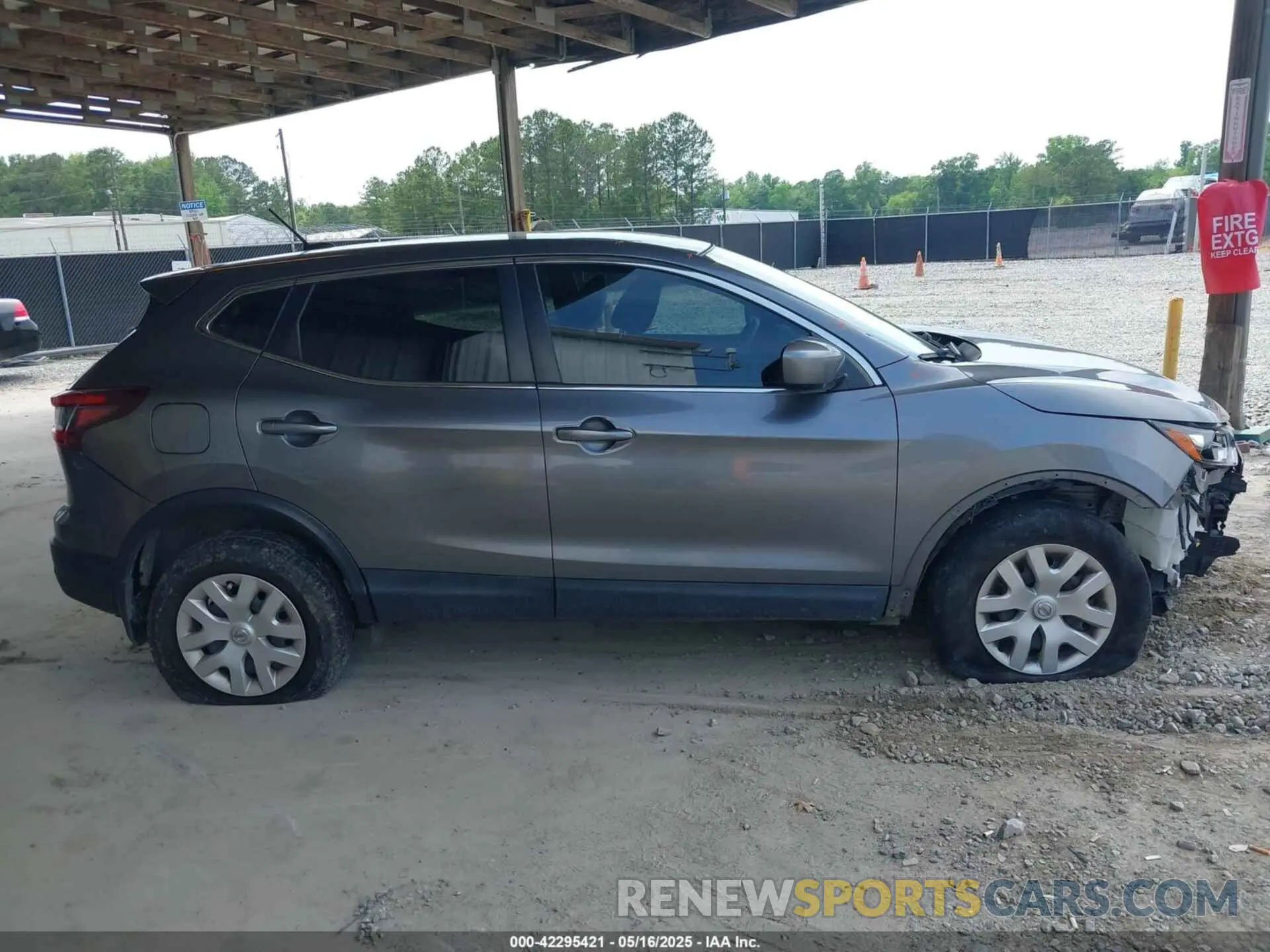13 Photograph of a damaged car JN1BJ1CV0LW275603 NISSAN ROGUE SPORT 2020