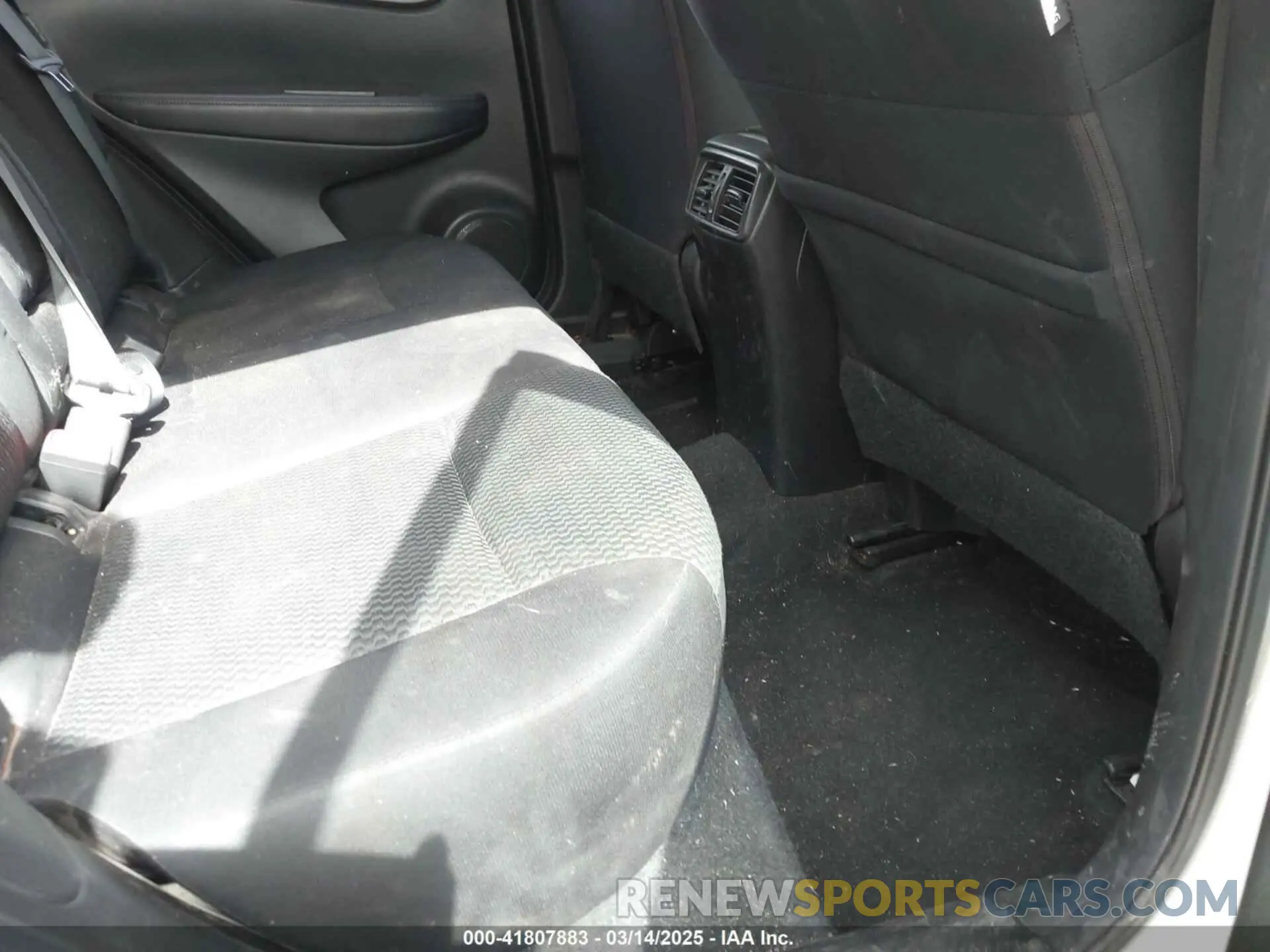 8 Photograph of a damaged car JN1BJ1CV0LW280588 NISSAN ROGUE SPORT 2020