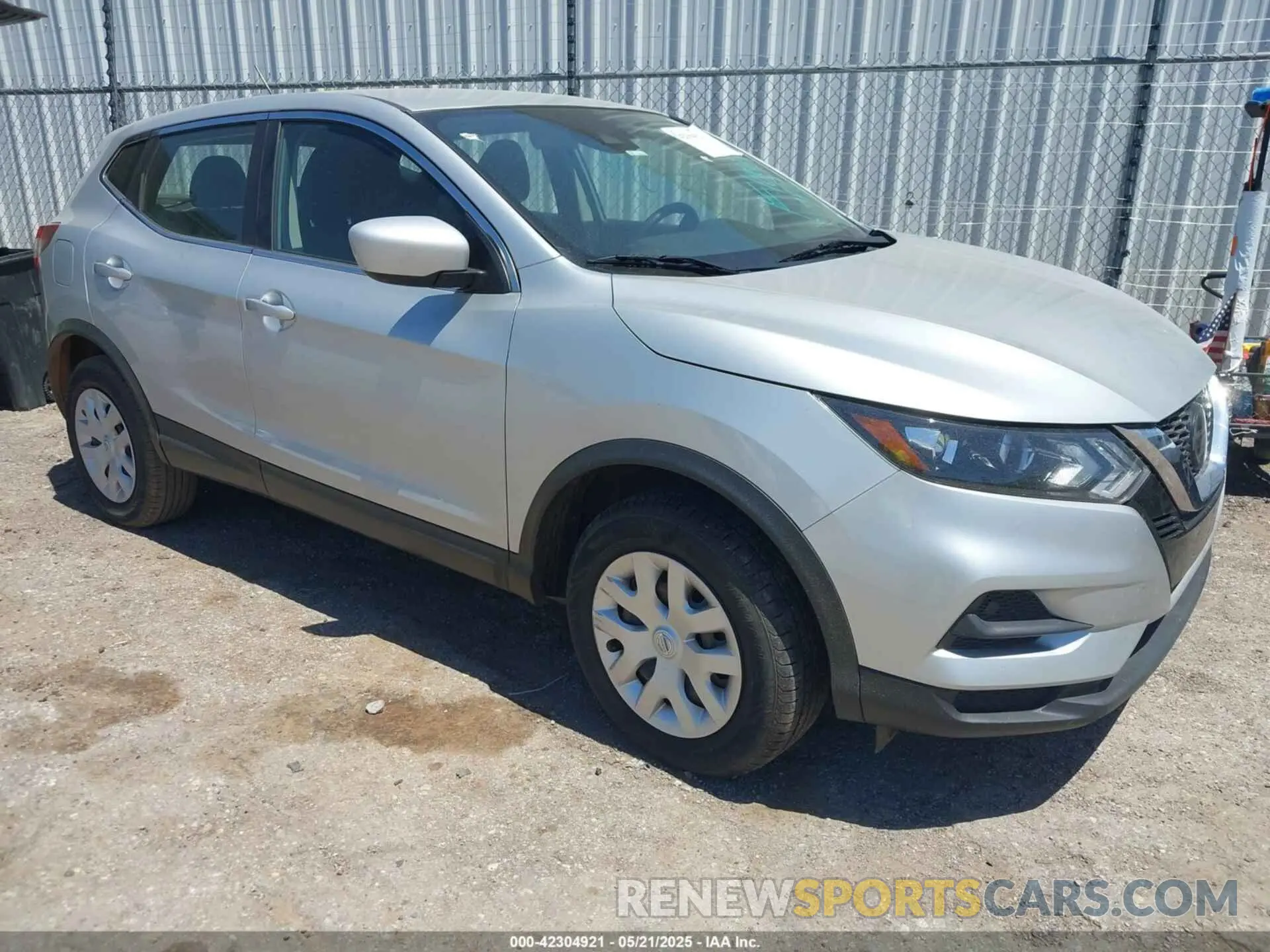1 Photograph of a damaged car JN1BJ1CV0LW545672 NISSAN ROGUE SPORT 2020