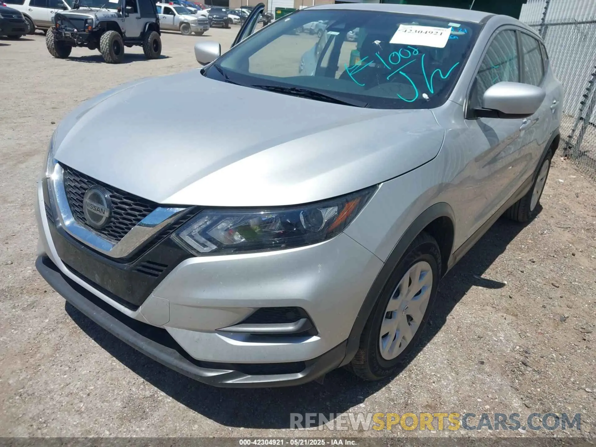 2 Photograph of a damaged car JN1BJ1CV0LW545672 NISSAN ROGUE SPORT 2020