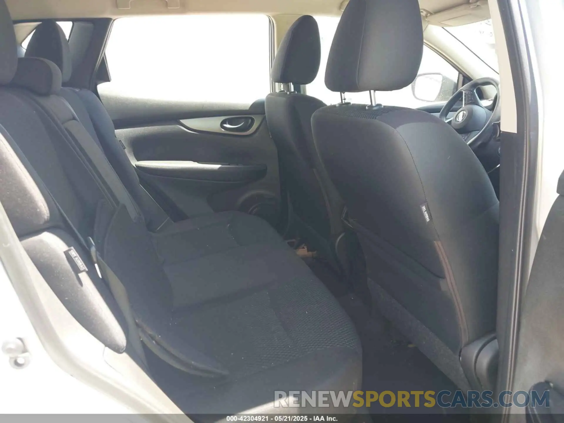 8 Photograph of a damaged car JN1BJ1CV0LW545672 NISSAN ROGUE SPORT 2020
