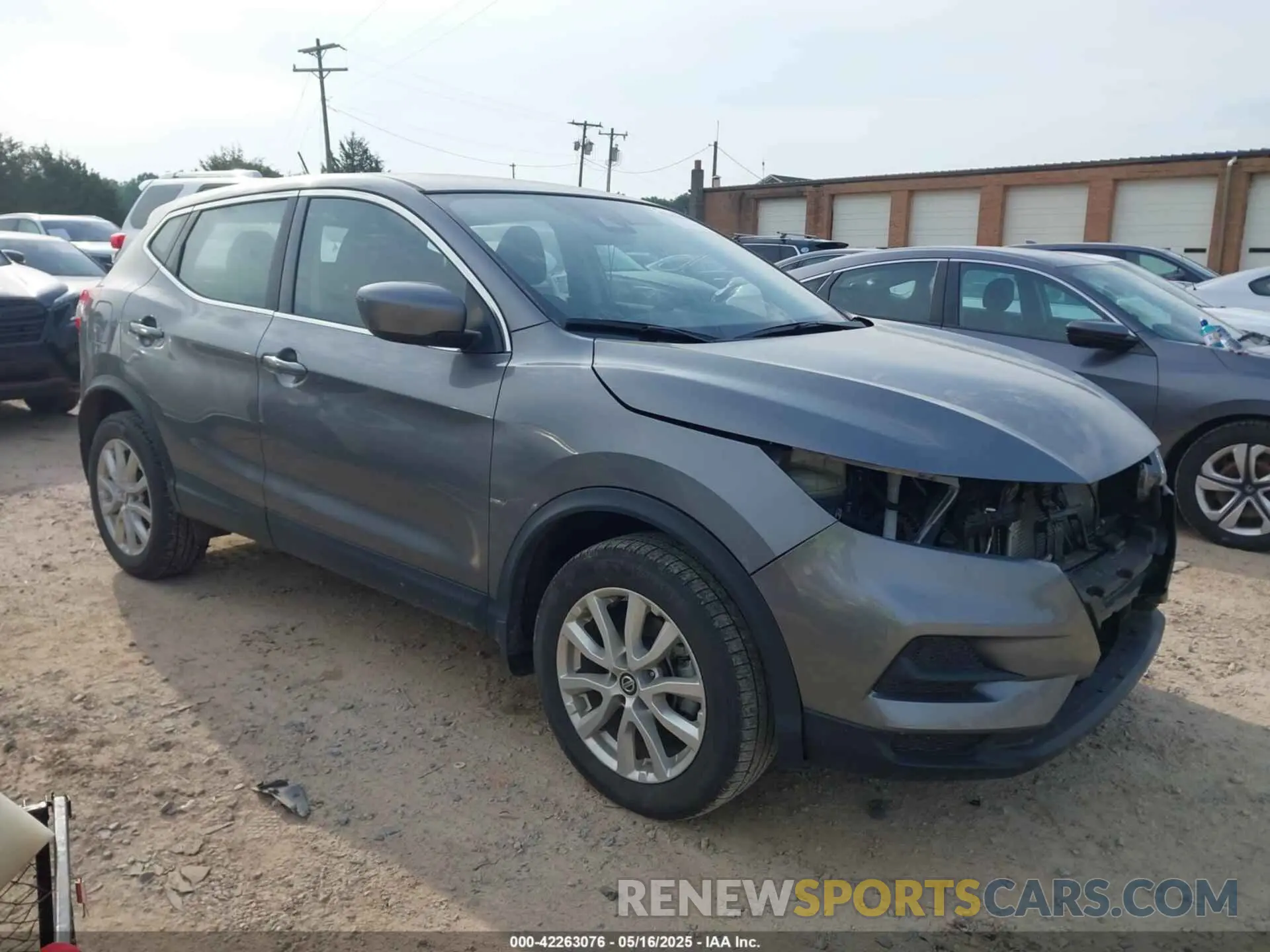 1 Photograph of a damaged car JN1BJ1CV0LW552198 NISSAN ROGUE SPORT 2020