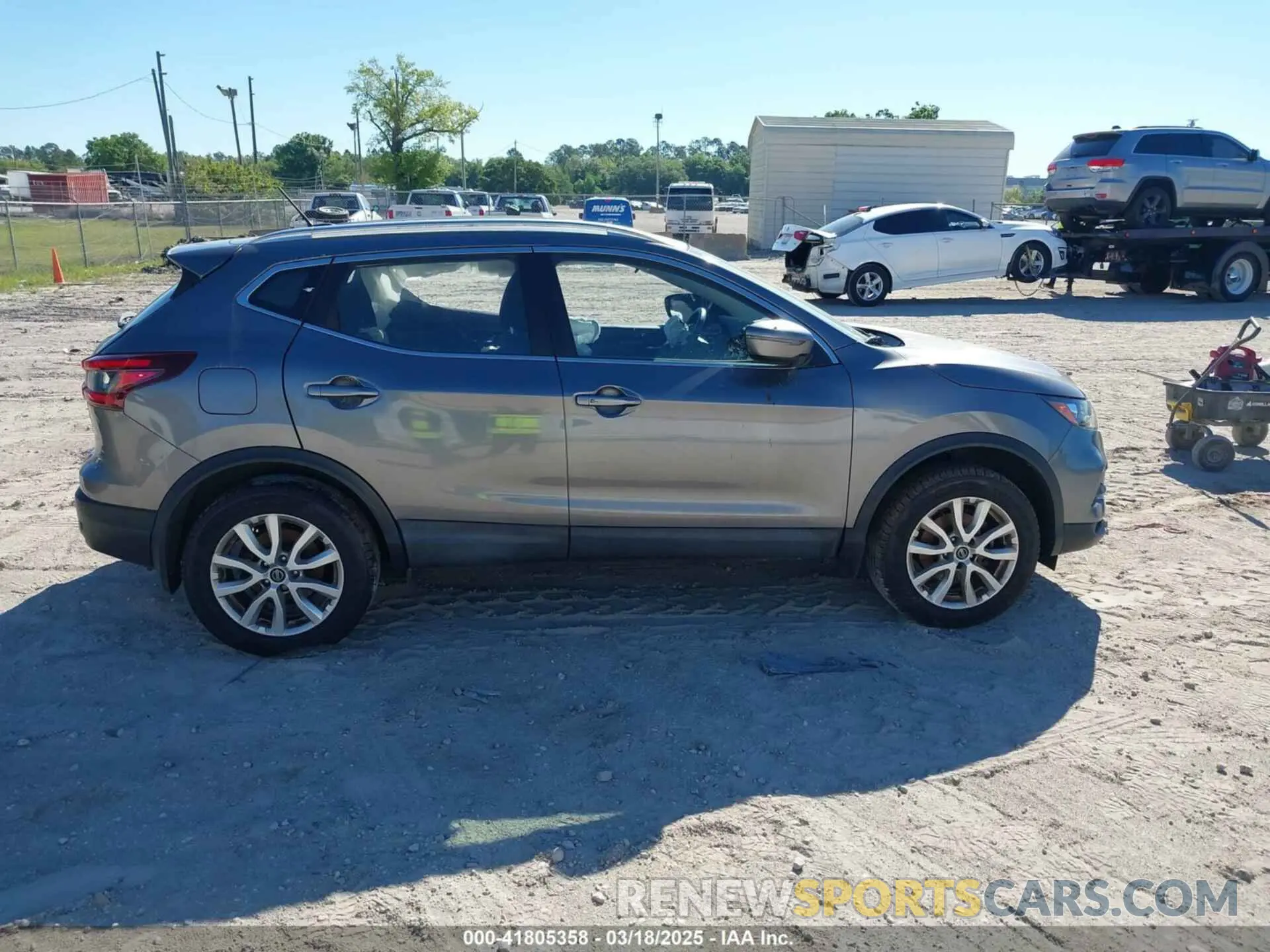 13 Photograph of a damaged car JN1BJ1CV1LW256042 NISSAN ROGUE SPORT 2020