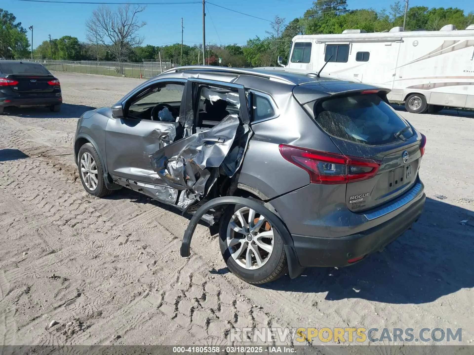 3 Photograph of a damaged car JN1BJ1CV1LW256042 NISSAN ROGUE SPORT 2020