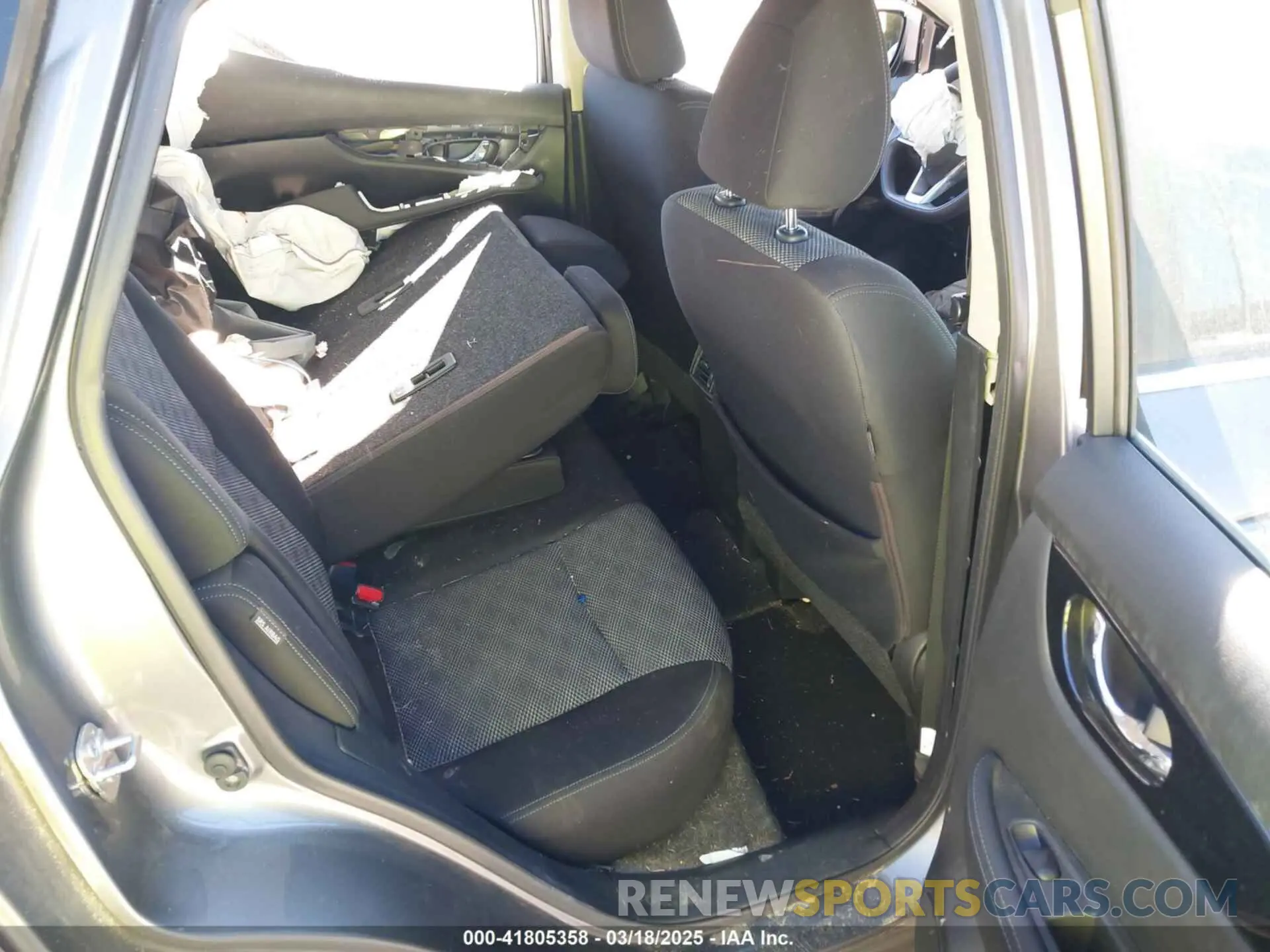8 Photograph of a damaged car JN1BJ1CV1LW256042 NISSAN ROGUE SPORT 2020