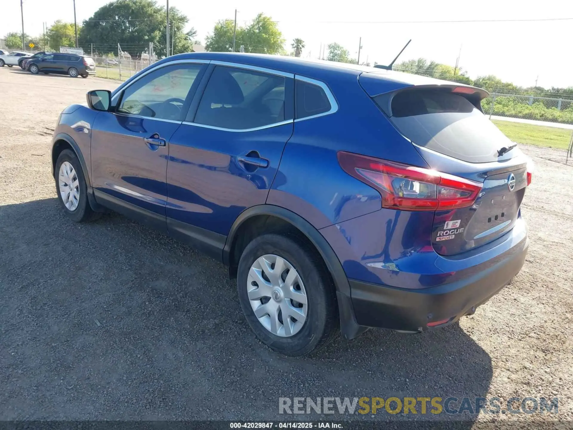 3 Photograph of a damaged car JN1BJ1CV1LW276405 NISSAN ROGUE SPORT 2020
