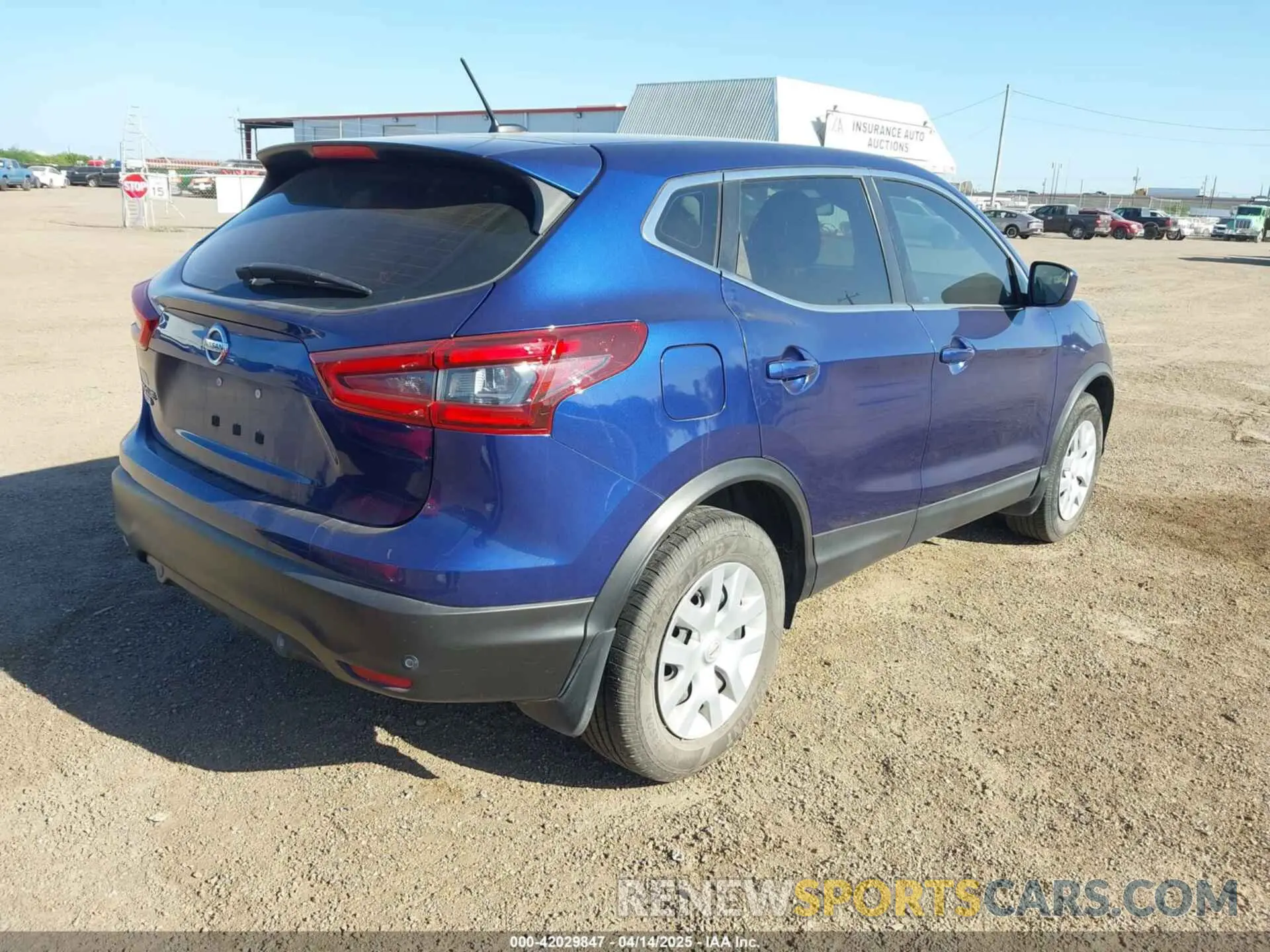 4 Photograph of a damaged car JN1BJ1CV1LW276405 NISSAN ROGUE SPORT 2020