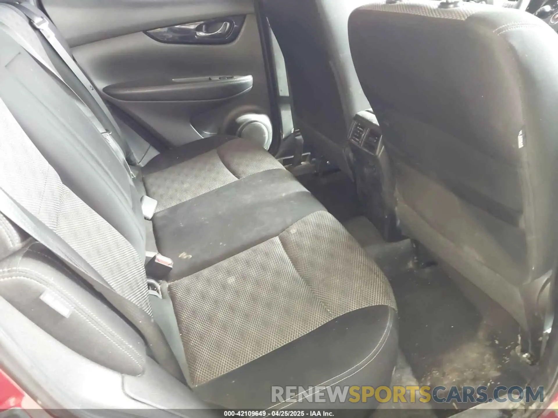 8 Photograph of a damaged car JN1BJ1CV1LW282530 NISSAN ROGUE SPORT 2020