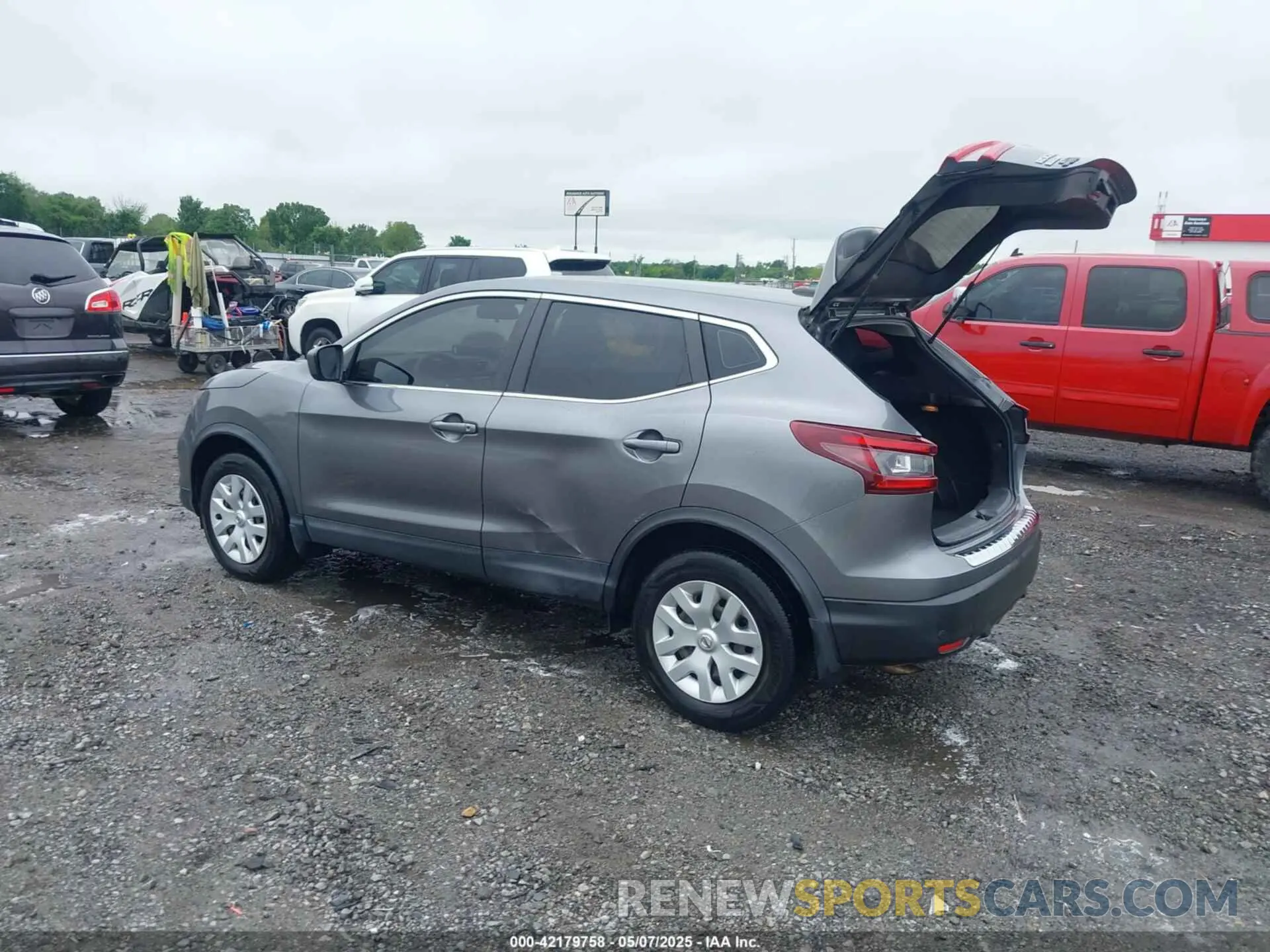 3 Photograph of a damaged car JN1BJ1CV2LW252579 NISSAN ROGUE SPORT 2020