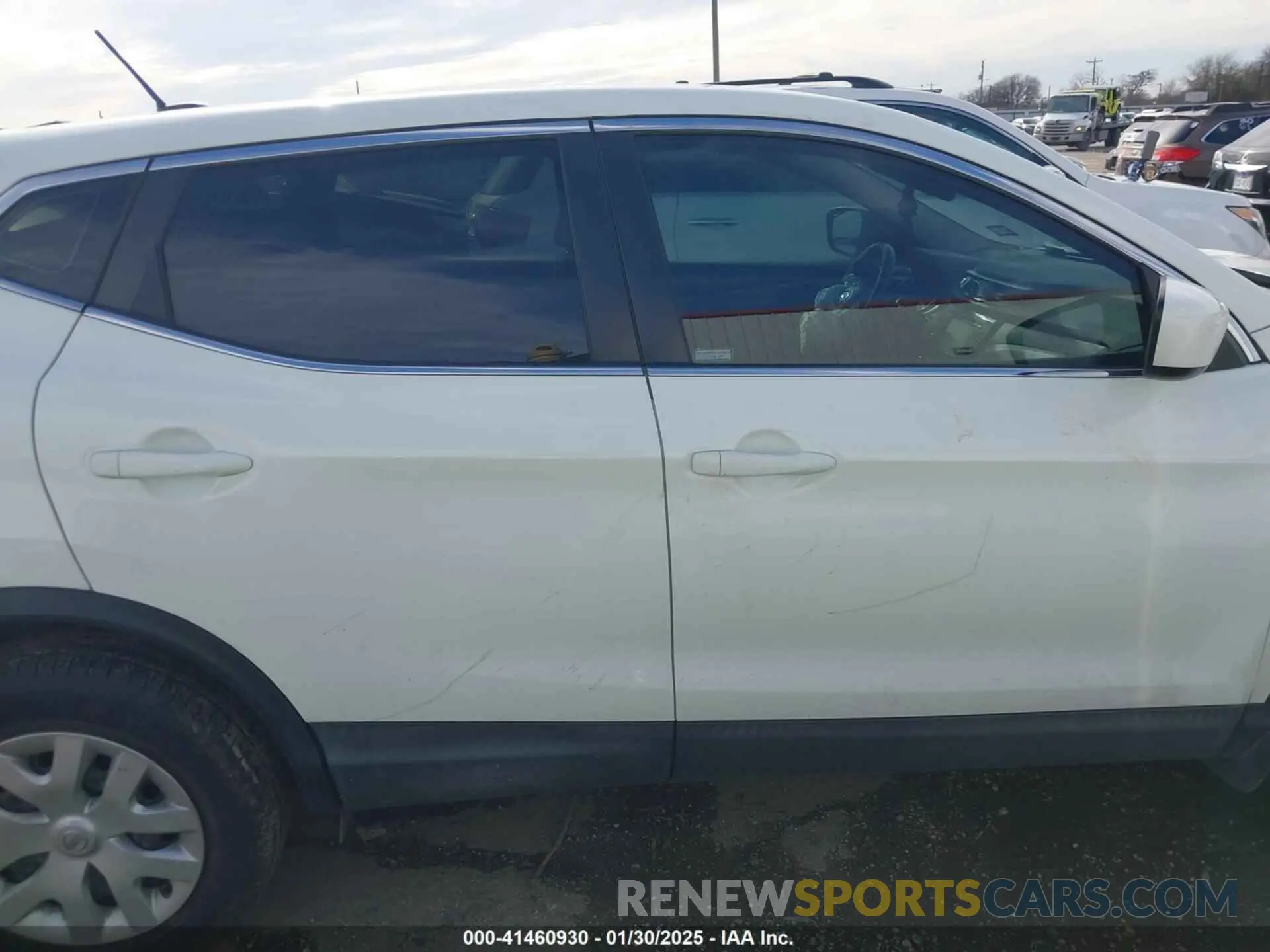 13 Photograph of a damaged car JN1BJ1CV2LW261136 NISSAN ROGUE SPORT 2020