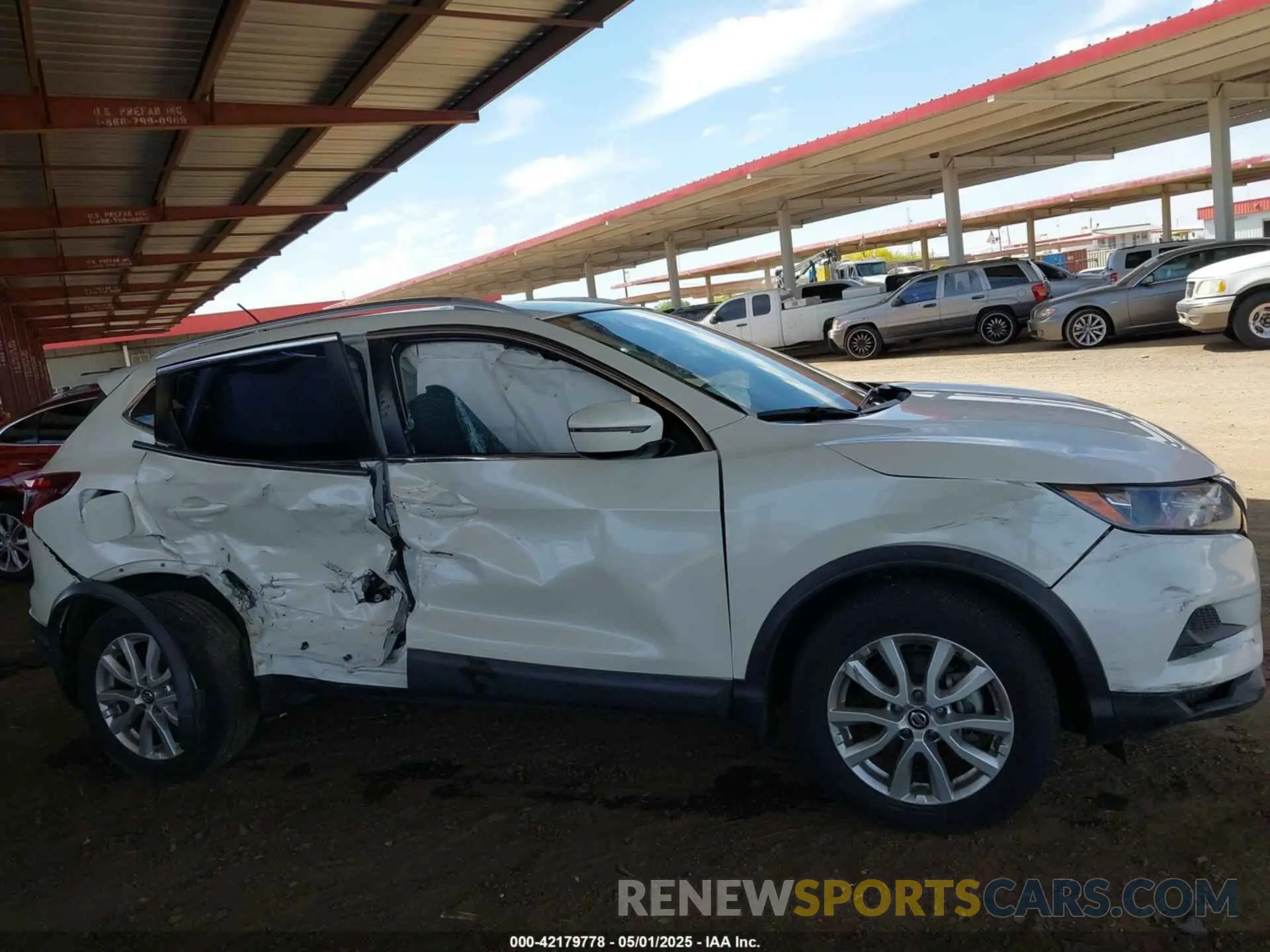 13 Photograph of a damaged car JN1BJ1CV2LW271648 NISSAN ROGUE SPORT 2020