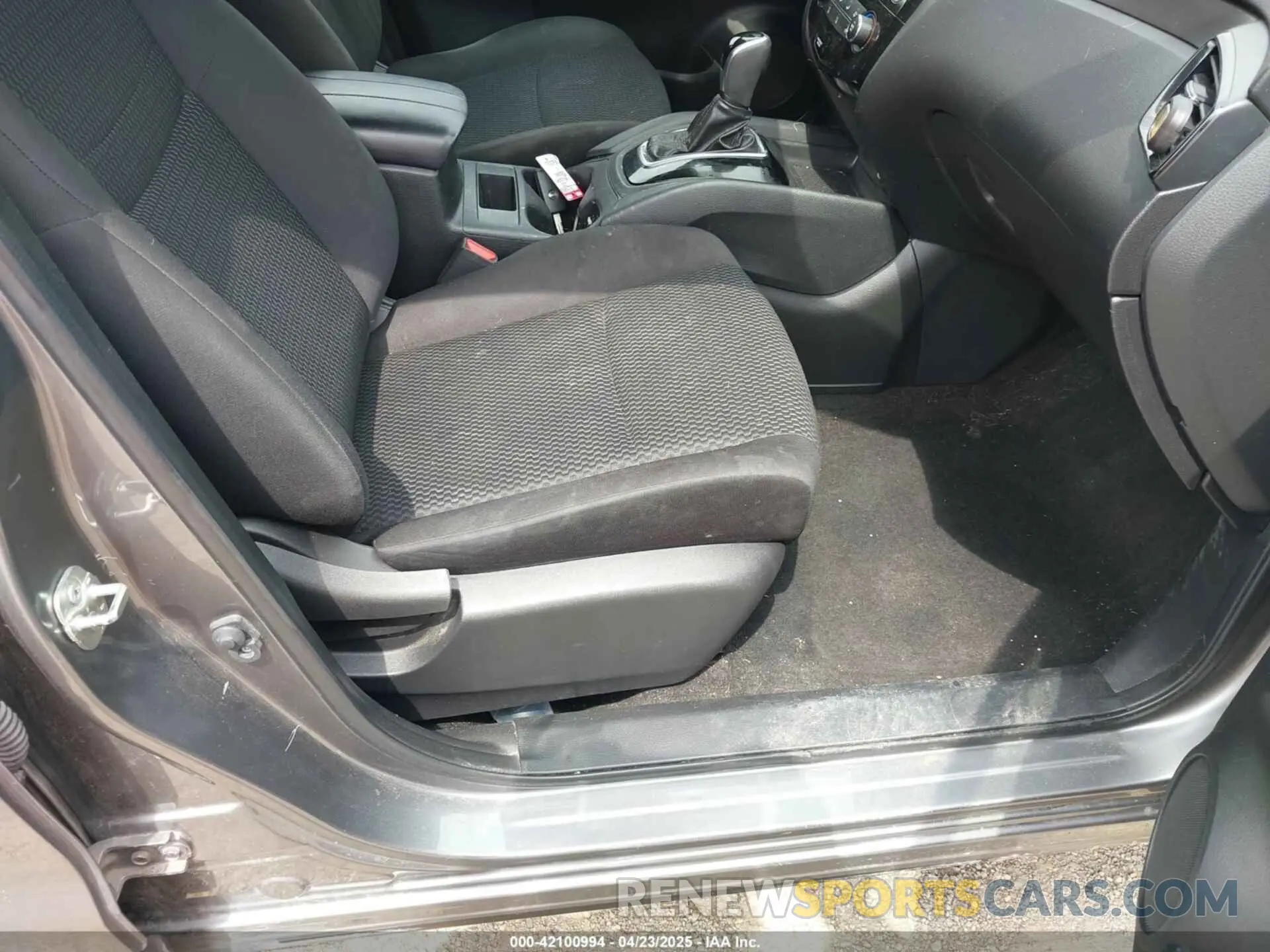 5 Photograph of a damaged car JN1BJ1CV2LW276820 NISSAN ROGUE SPORT 2020