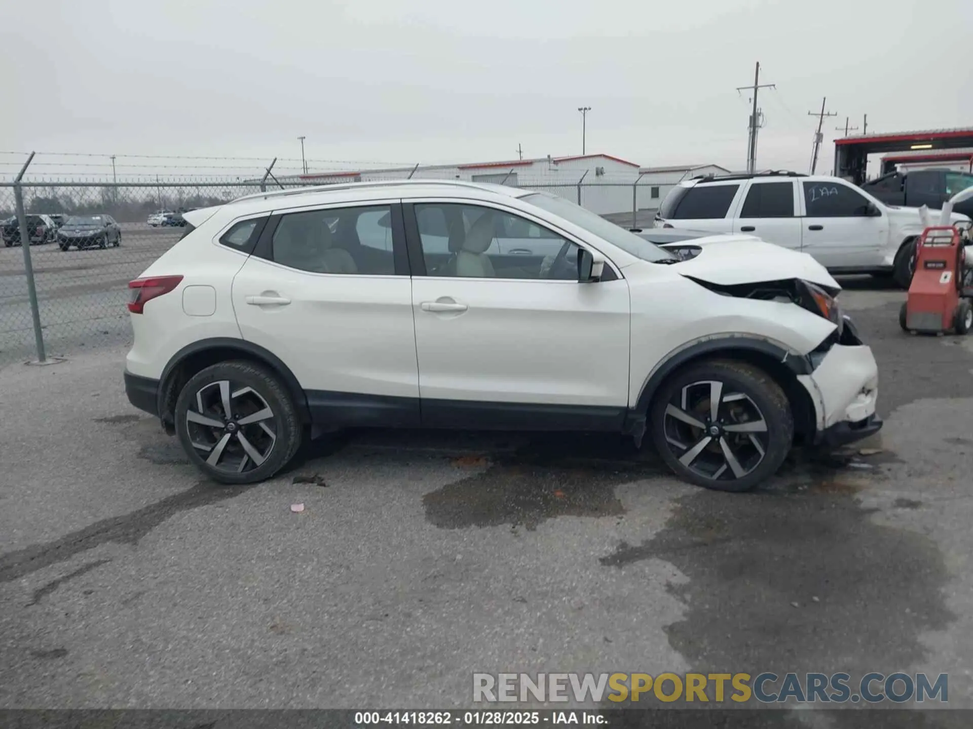 13 Photograph of a damaged car JN1BJ1CV3LW253403 NISSAN ROGUE SPORT 2020
