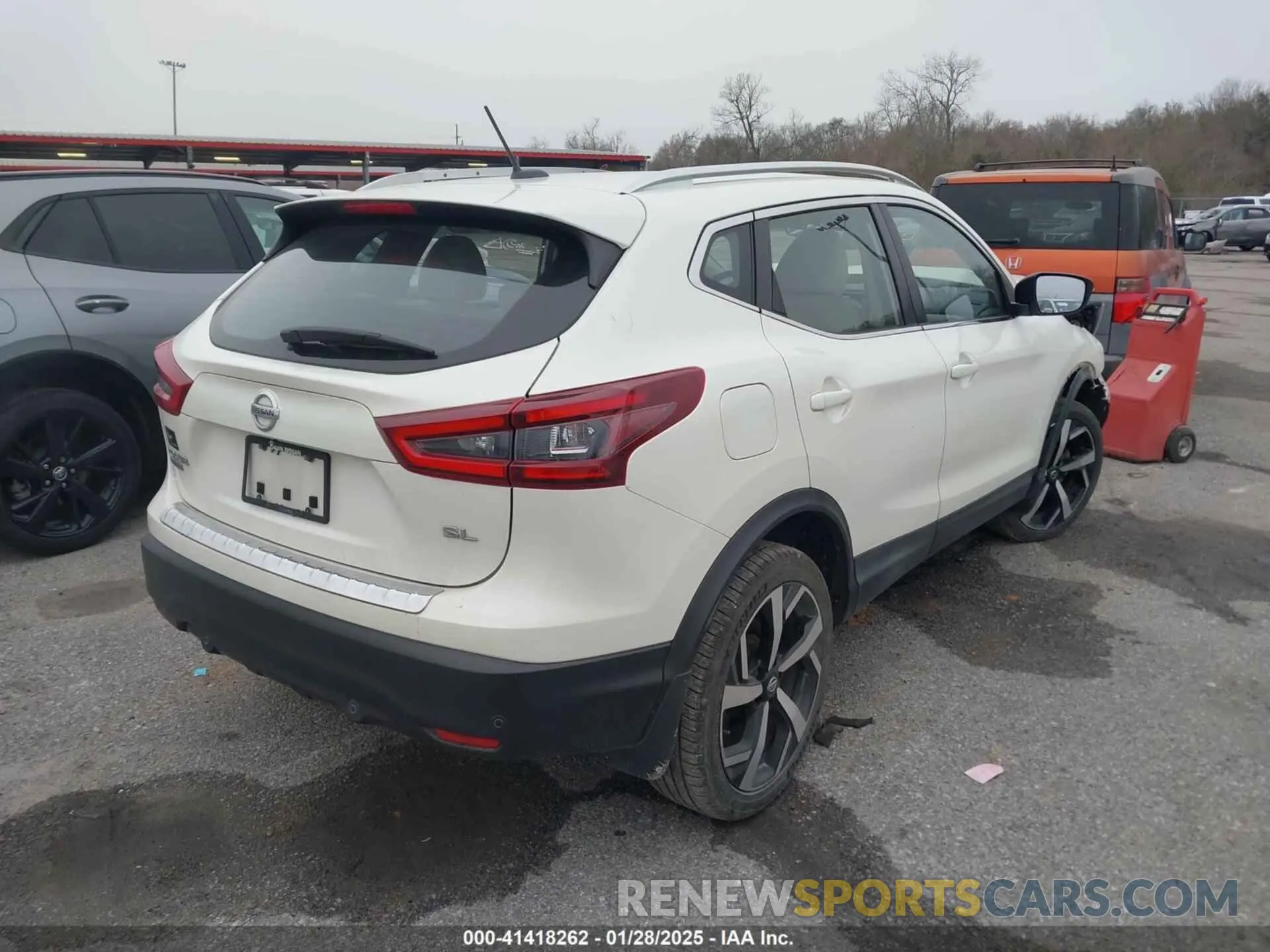 4 Photograph of a damaged car JN1BJ1CV3LW253403 NISSAN ROGUE SPORT 2020